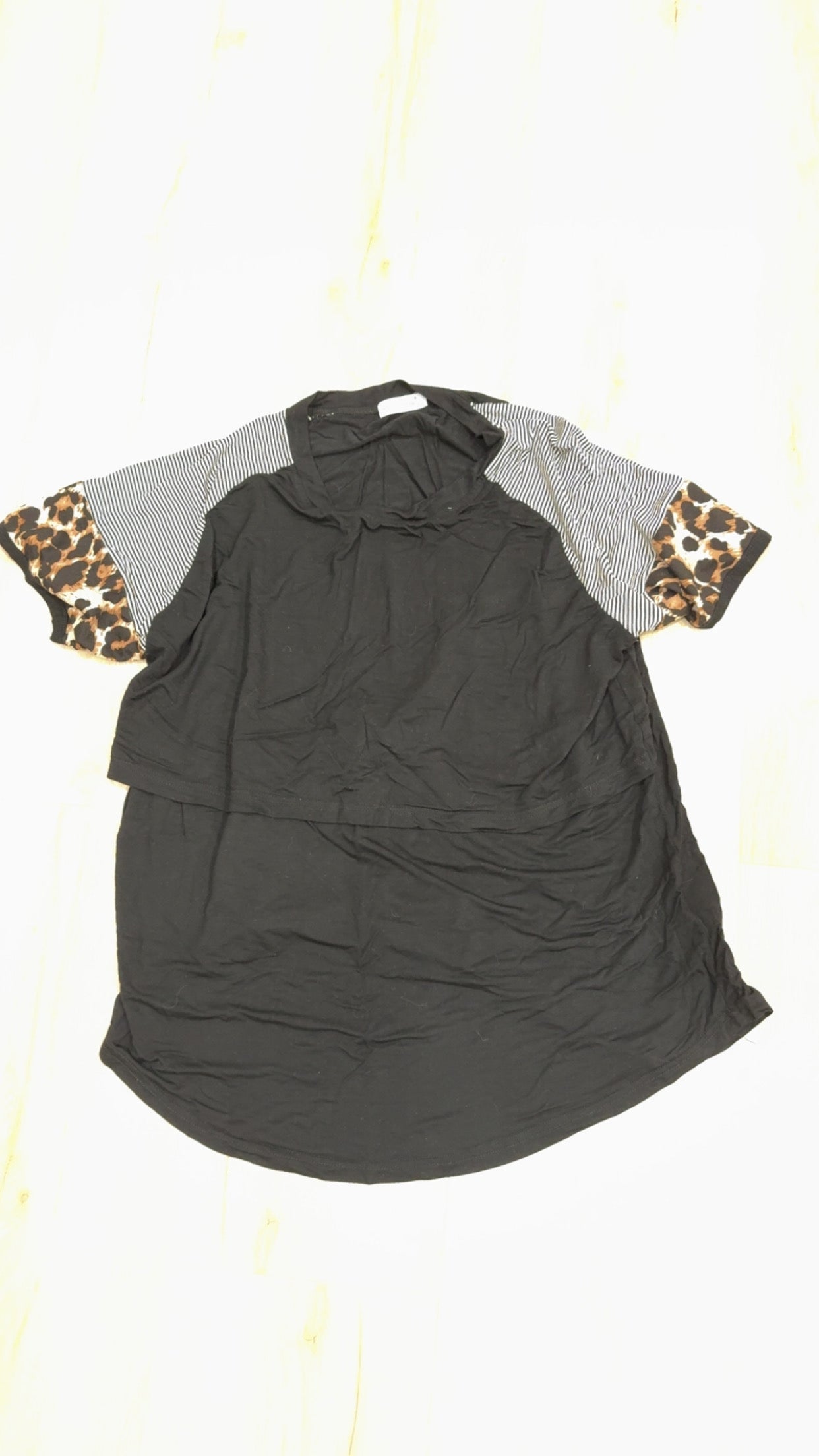 REDUCED! #49 Smallshow nursing top size XL GUC