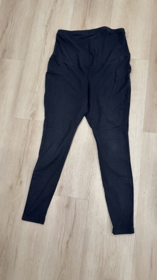 REDUCED! #49 Old Navy black leggings size L GUC