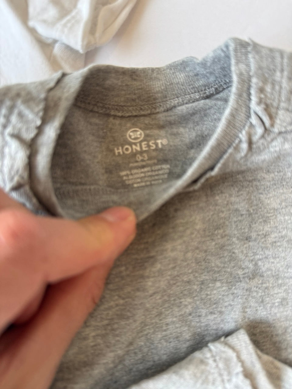 #190 REDUCED Honest 0-3m 5-Pack Tees