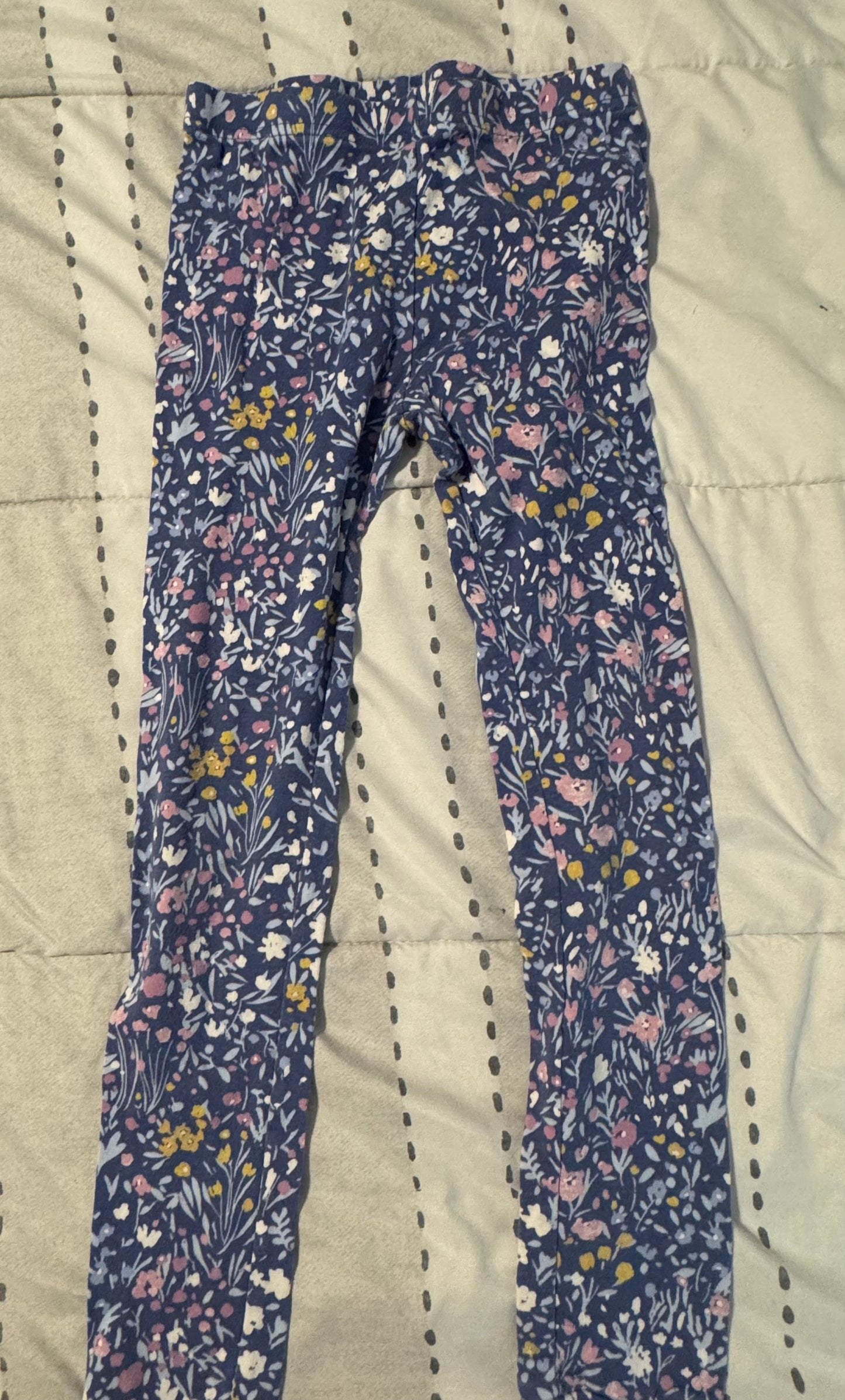 #53 reduce girl bundle pajama set - 2 size M(8) carters