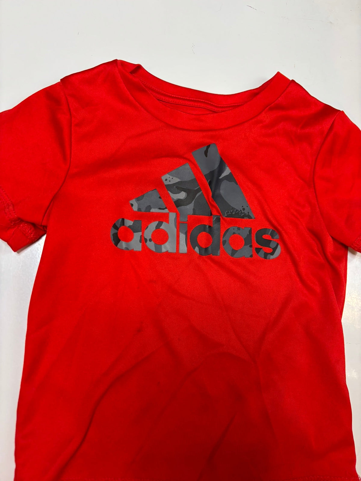#90: Adidas Toddler T-Shirt – 12 Months