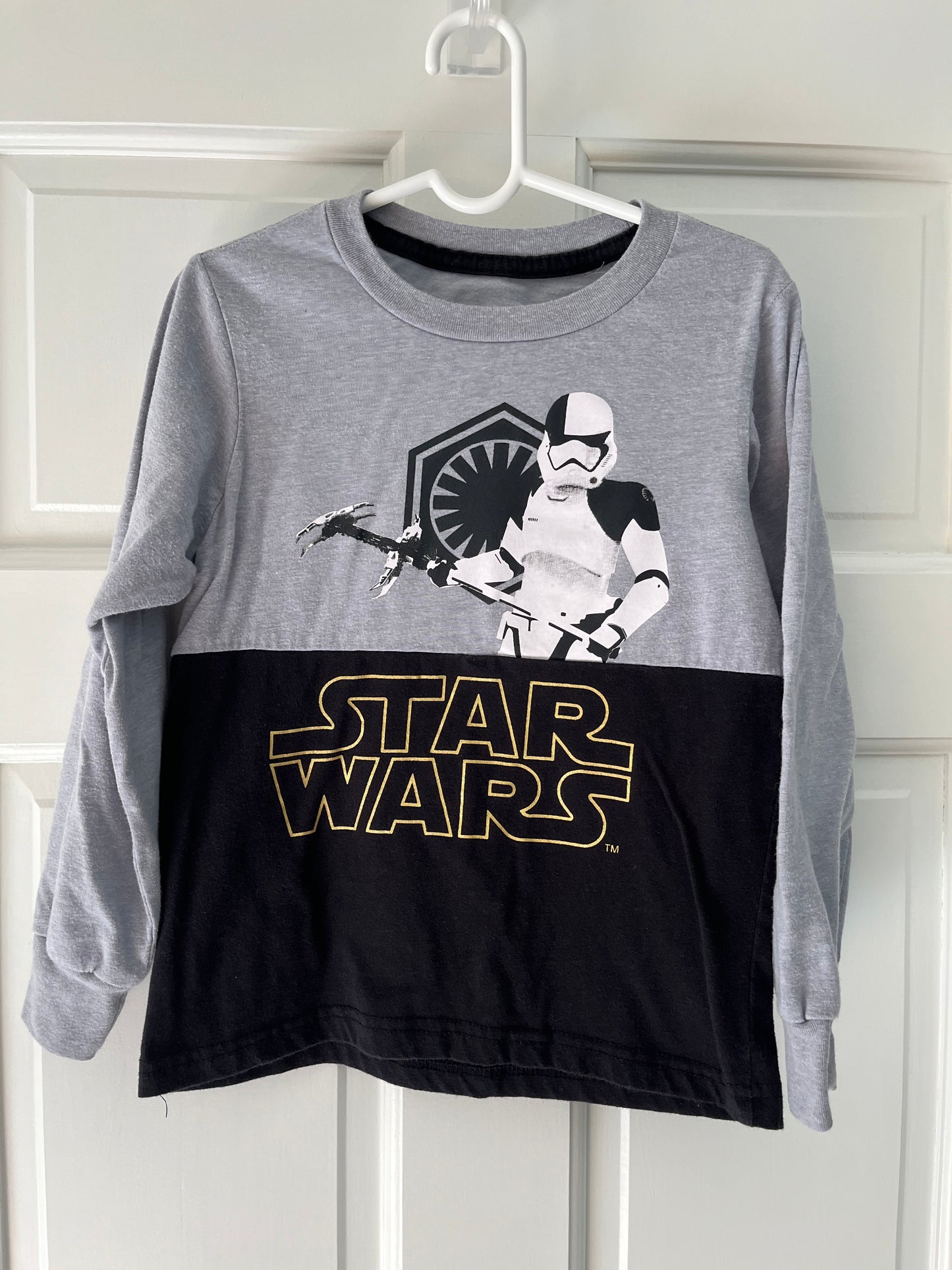 Boys xs Size 5 Star Wars Stormtrooper Black Gray Long Sleeve Shirt PPU Evendale 45241