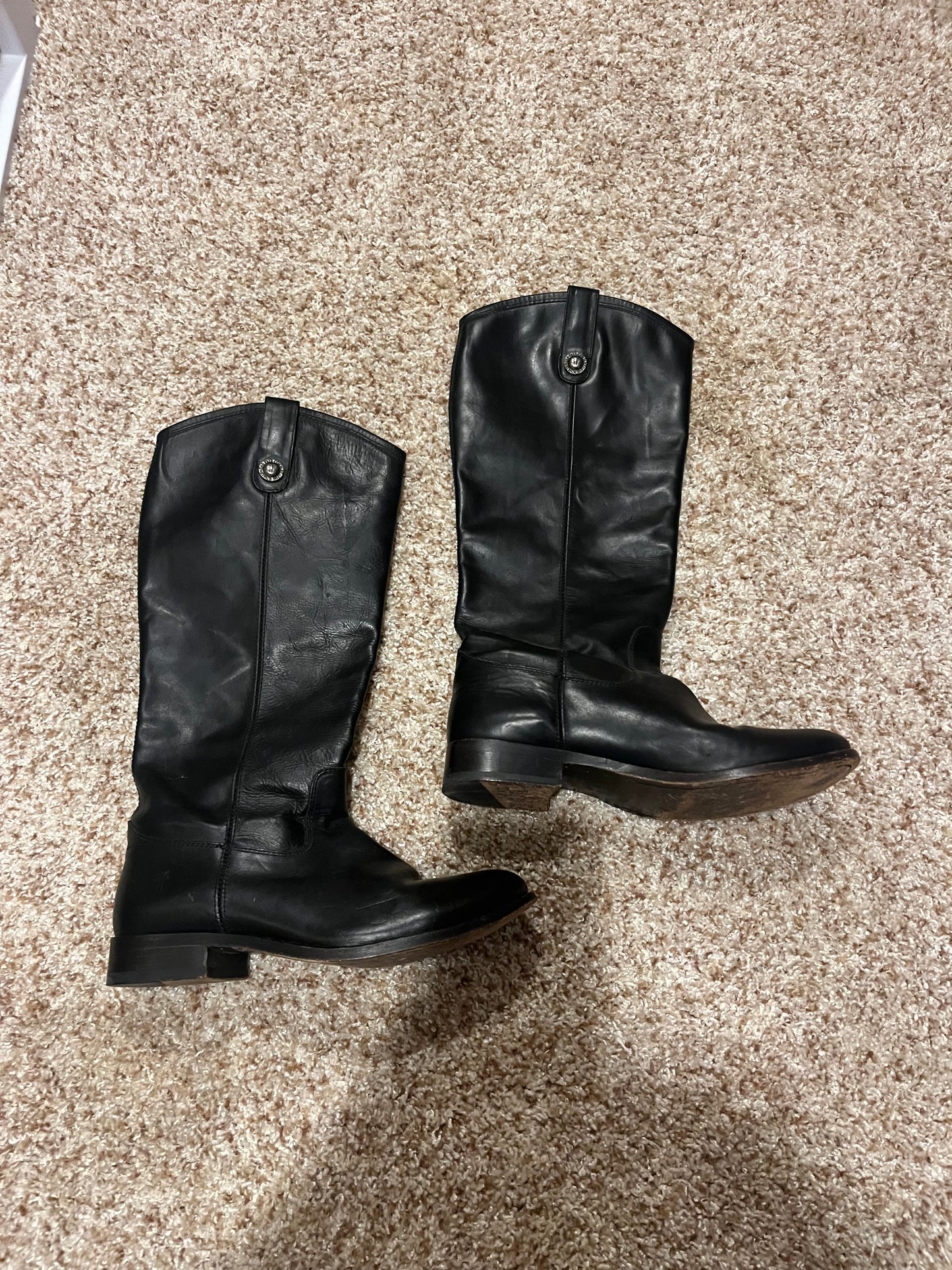 Black Frye riding boots EUC - Like new 7.5