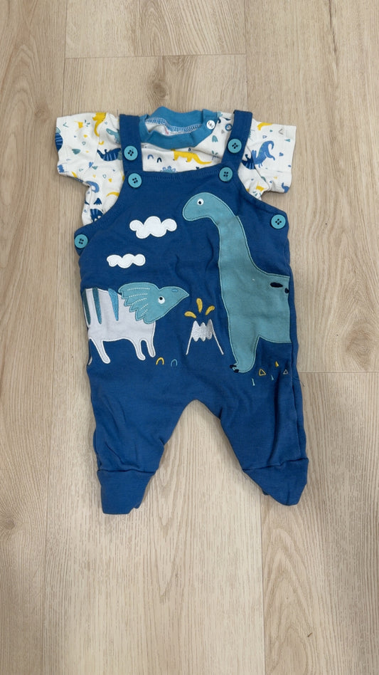 REDUCED! #49 boys dinosaur outfit 0-3 months EUC