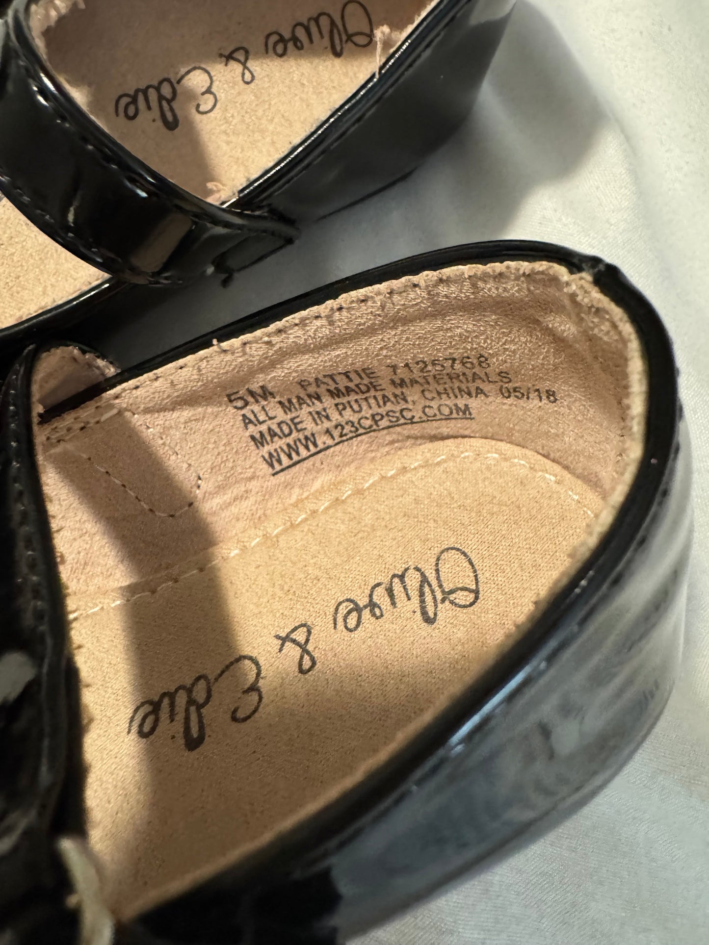 #53 reduce toddler flats size 5