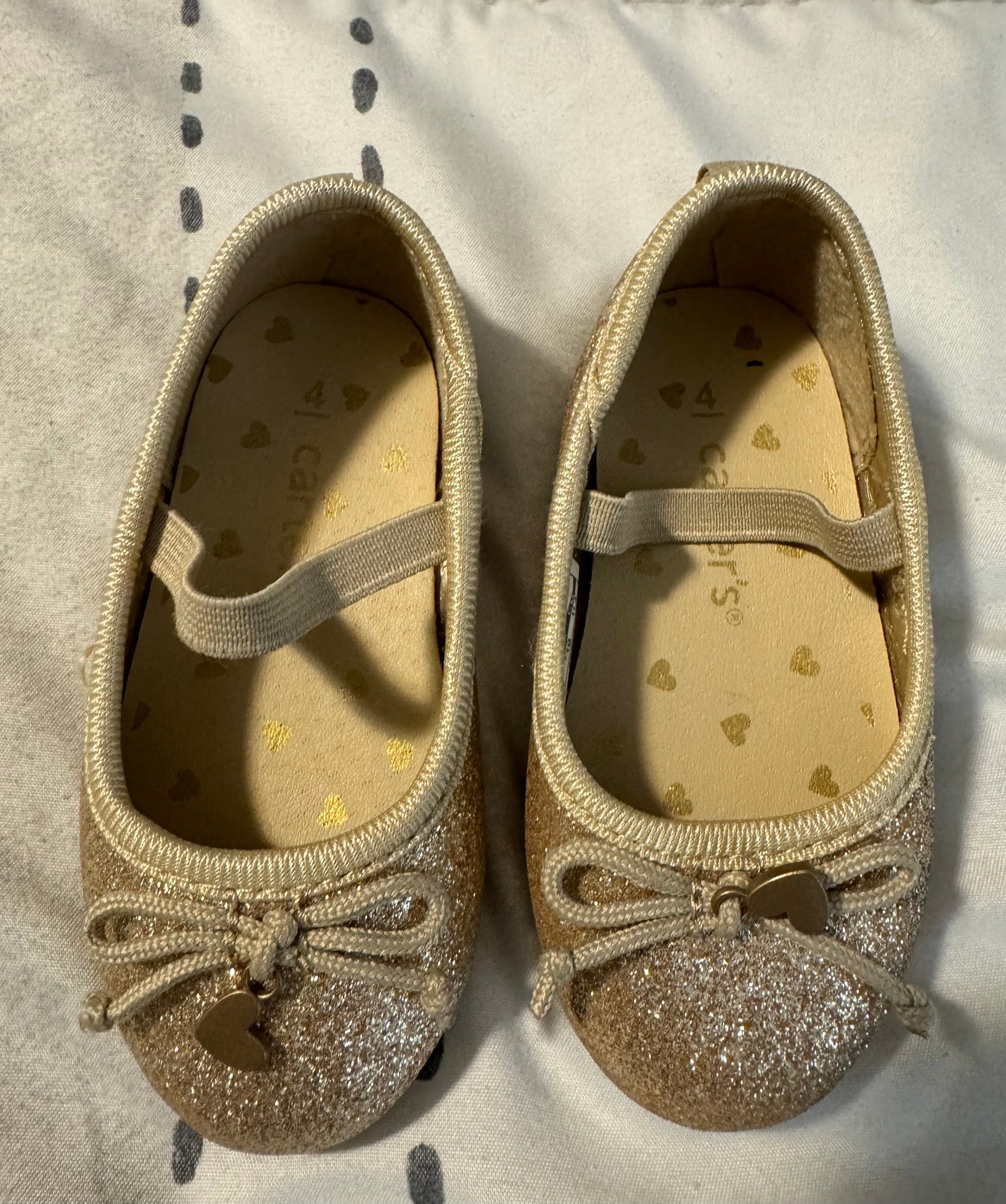 #53 reduce toddler girl flats size 4 carters