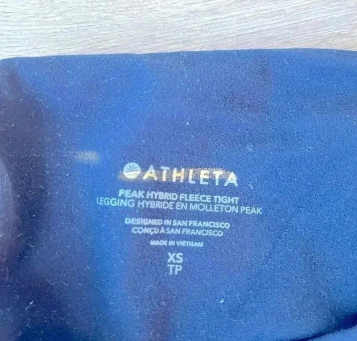 Seller#213 NWOT Women’s XS Athleta Navy Peak Hybrid Fleece Tight