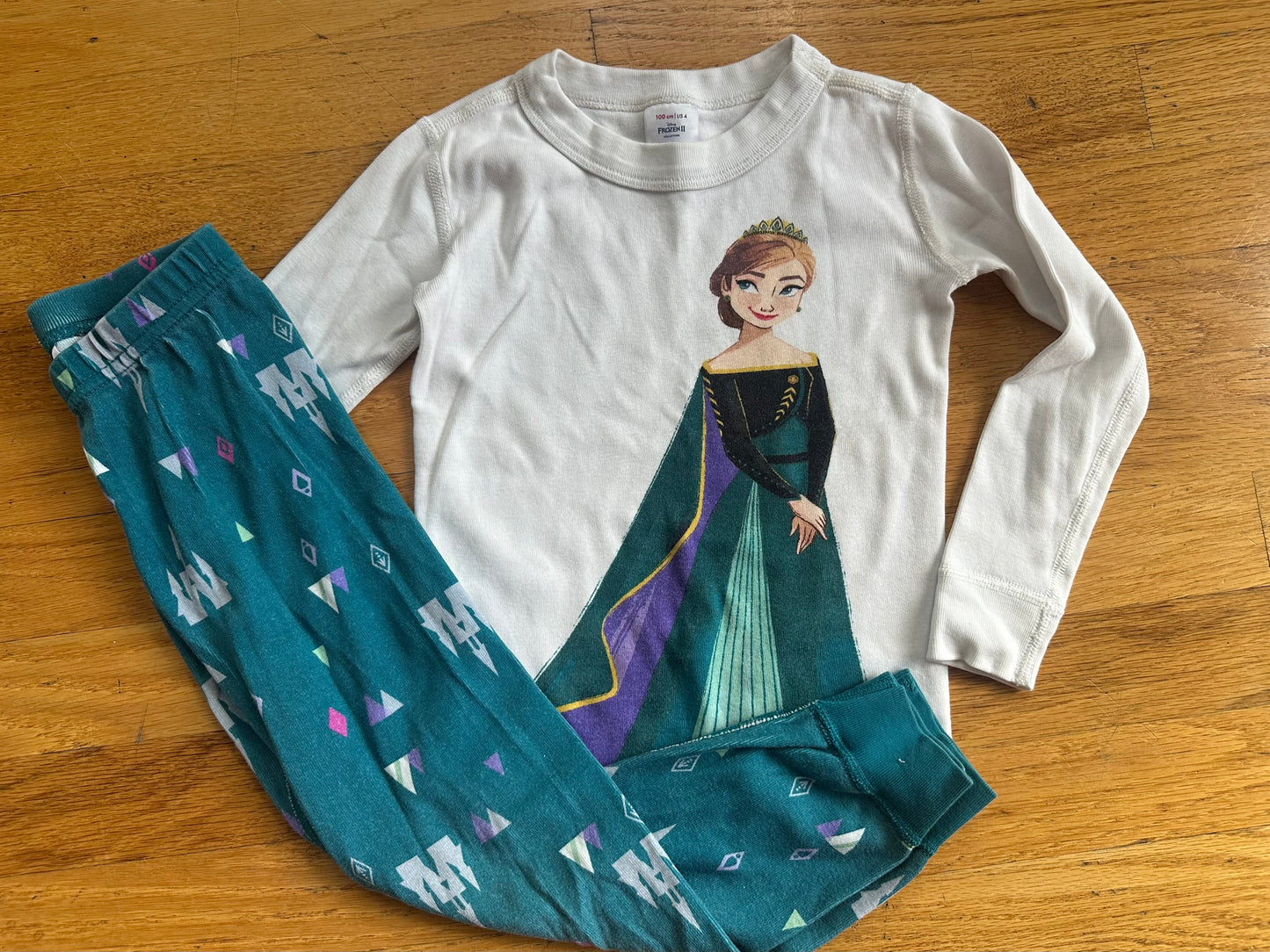#104 Disney Frozen Anna Hanna Andersson girl size 100/4 pajamas