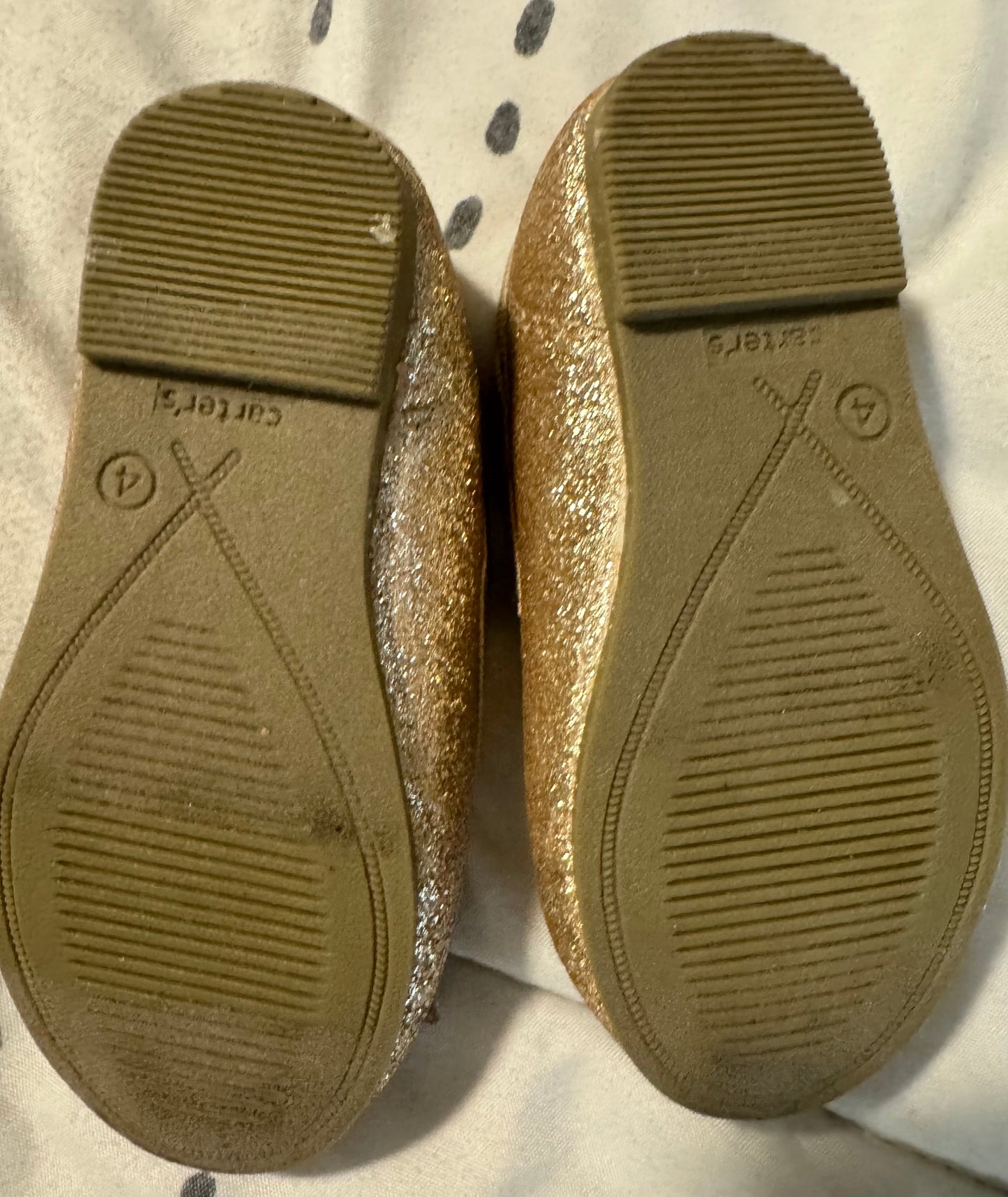 #53 reduce toddler girl flats size 4 carters