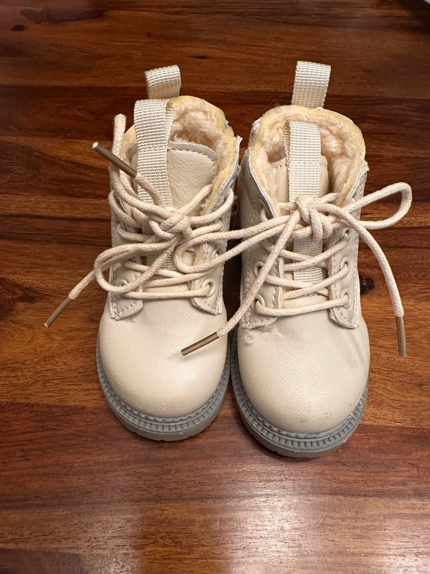#30 Sz 5 Girls Baby Boots