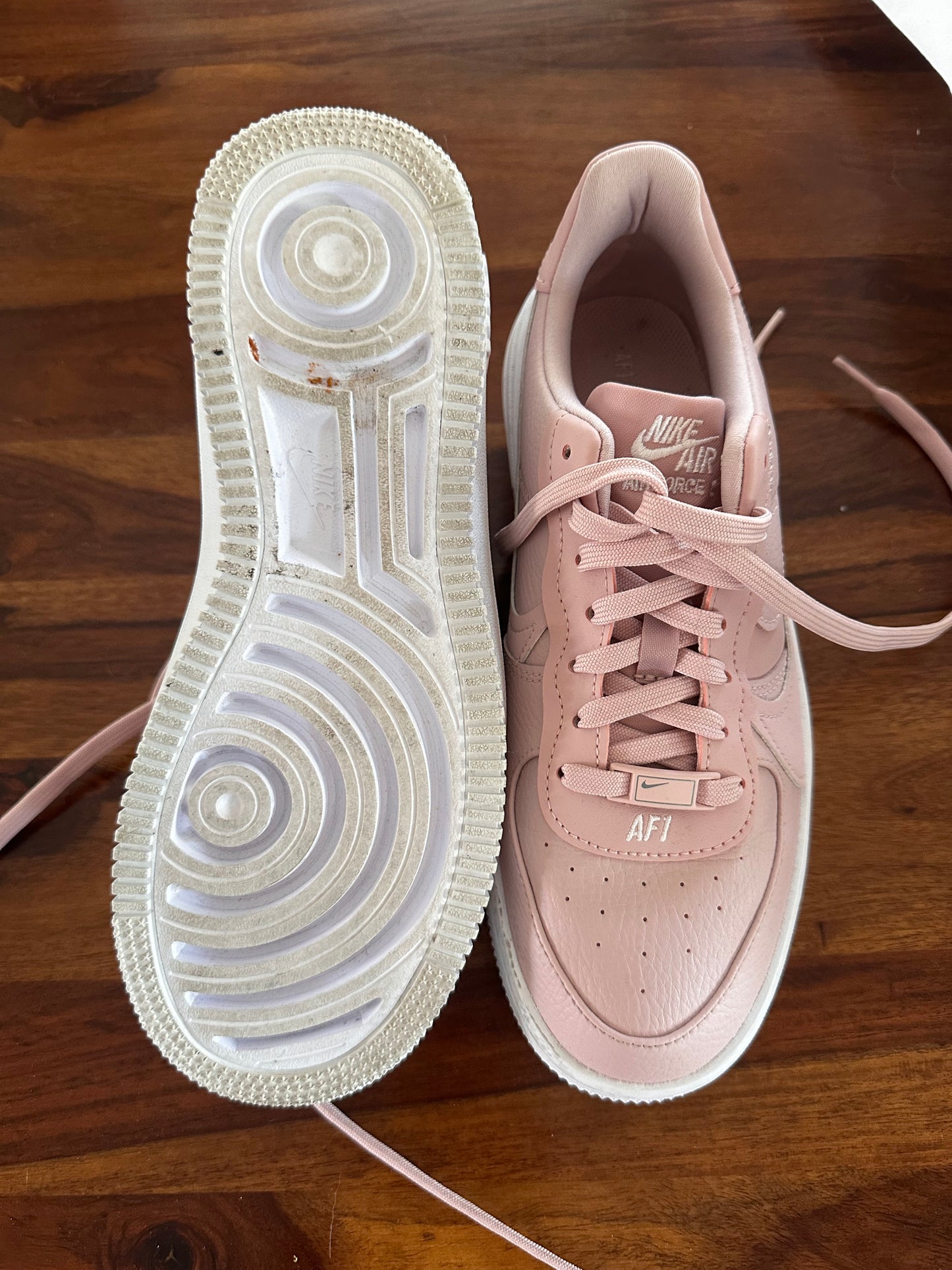 #30 8.5 Womens AF1's Blush Platform - New Condition
