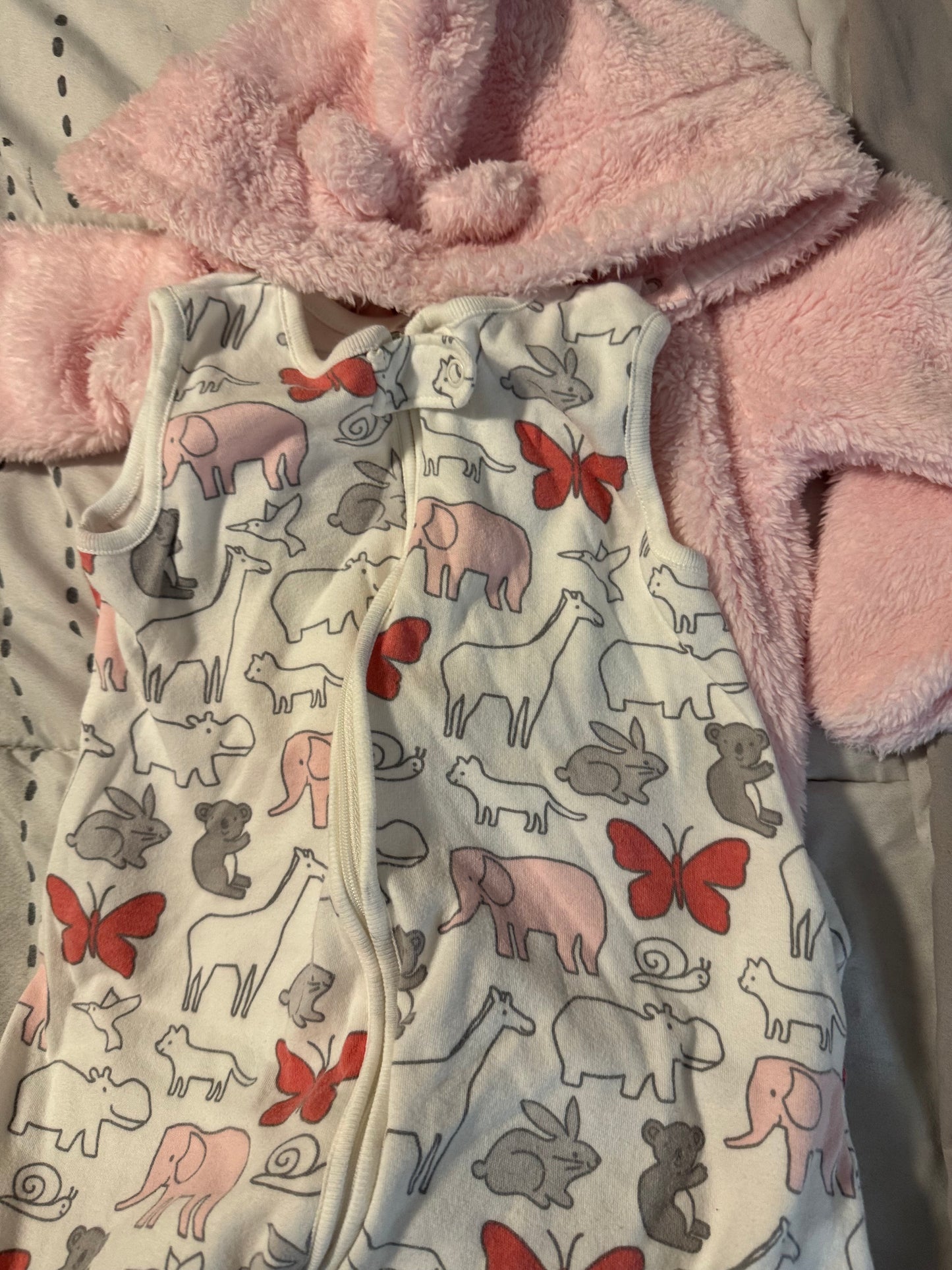 #53 baby girl sleeping sack and hoodie jumpsuit 6-9M