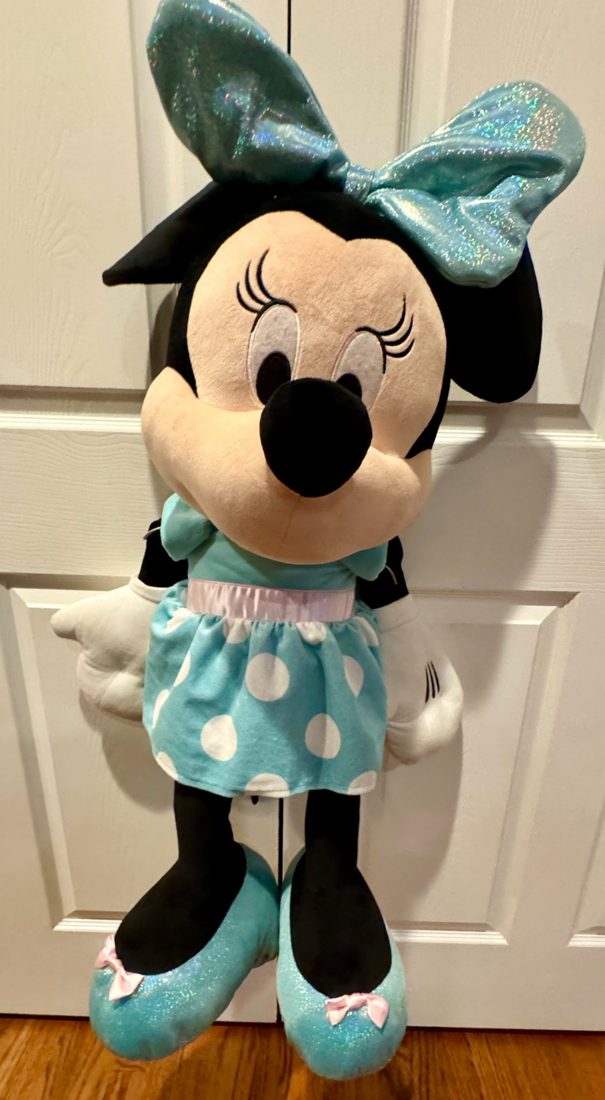 38" Minnie Mouse Disney Aqua Polka Dot Dress Trimmed in Pink VGUC