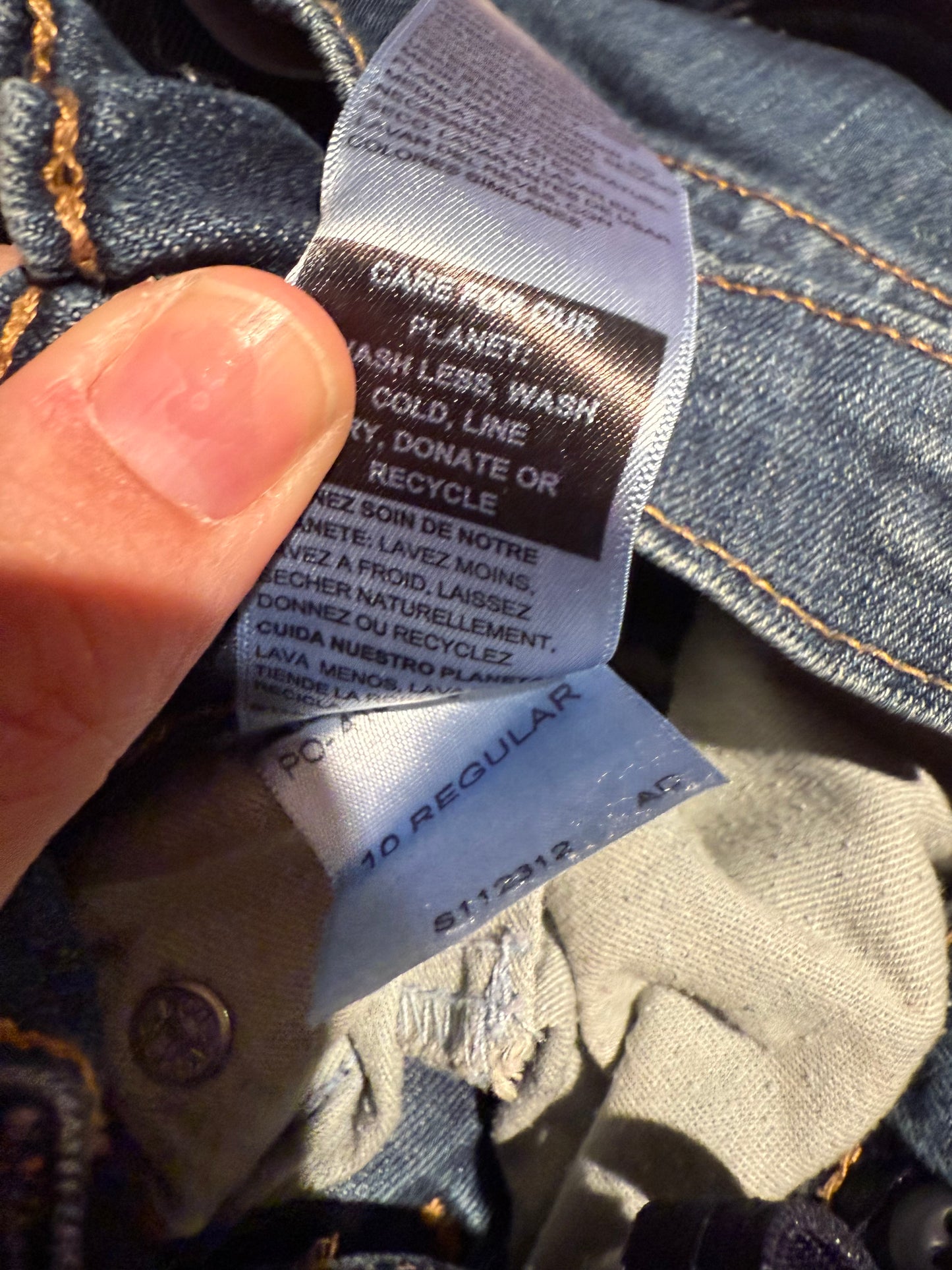 136 EUC Denizen Levi’s skinny 10 R jeans boys