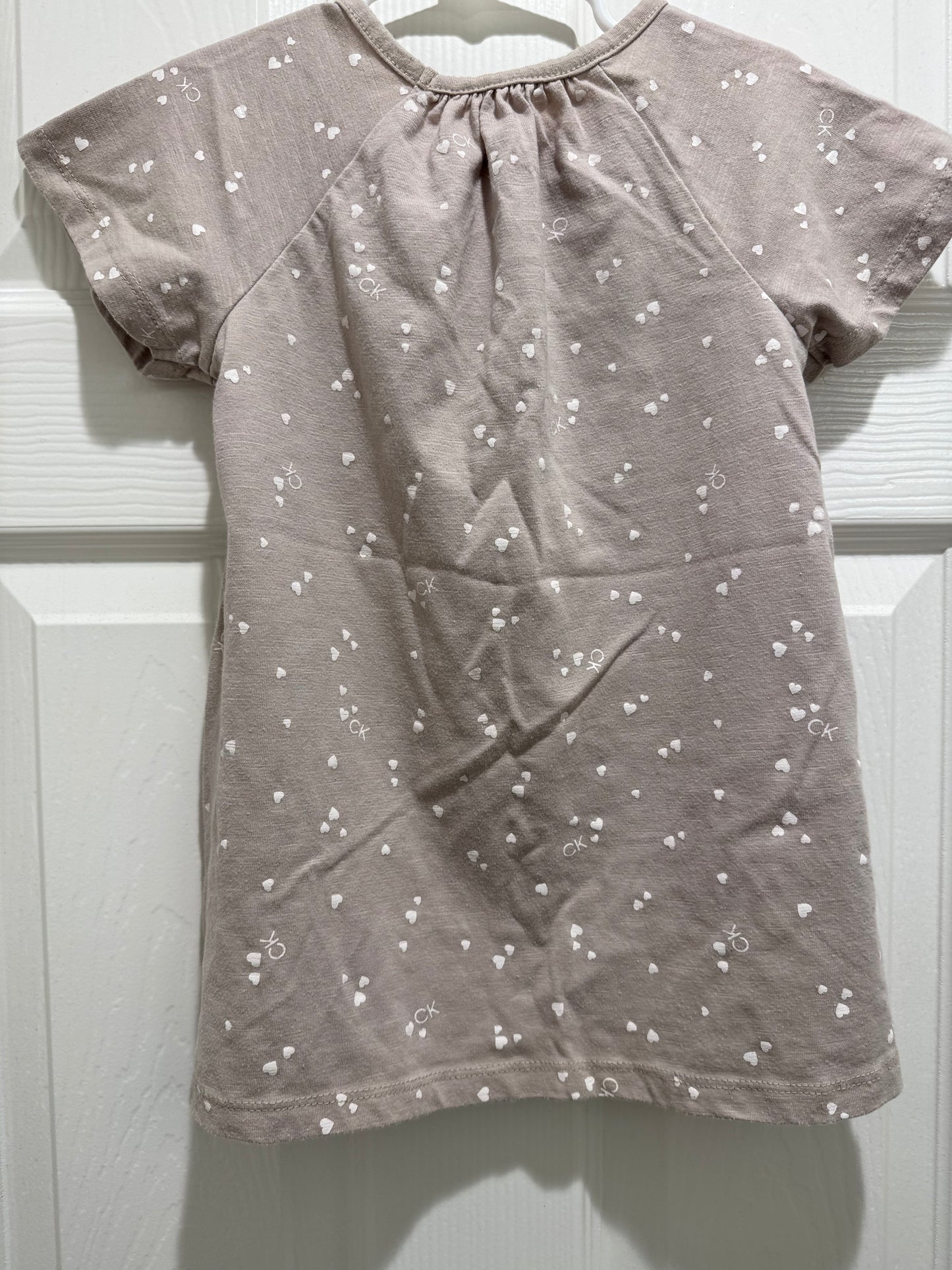 #53 girl Calvin Klein set size 6x