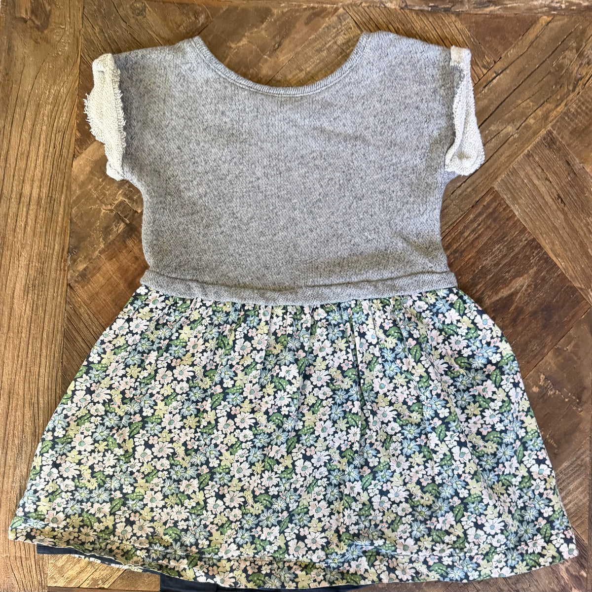 #75 Baby Gap Girls Sweatshirt Dress, Size 3