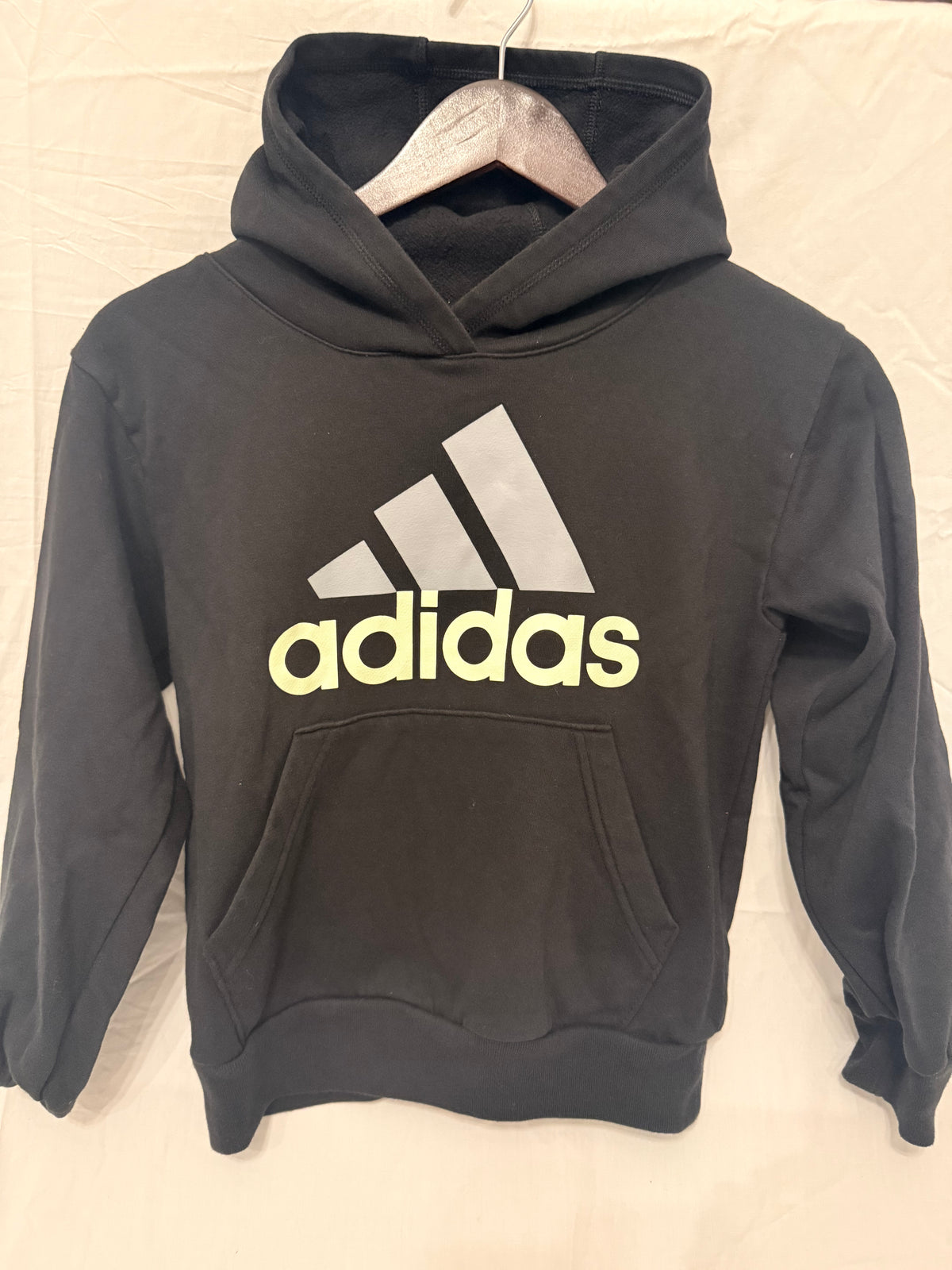 #143 Adidas boys hooded sweatshirt black size small (8)