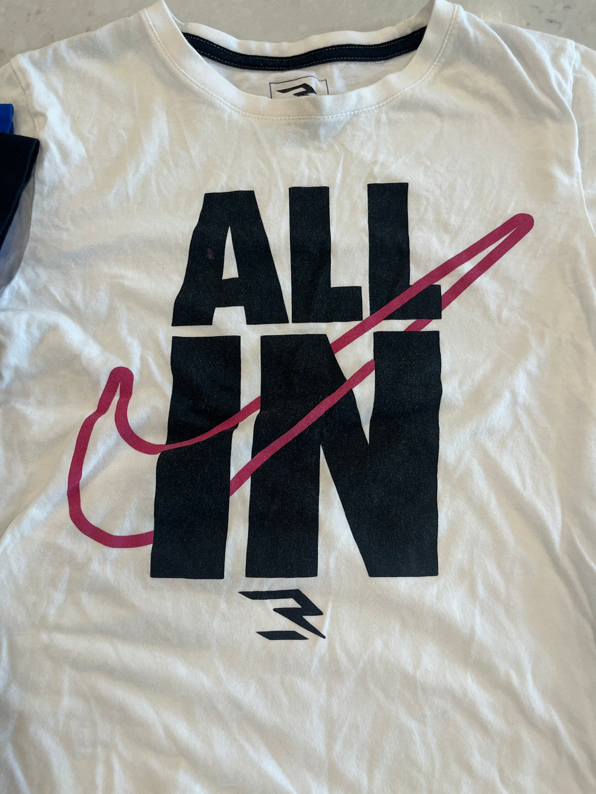 135 nike shirts (4), EUC, Boys YM