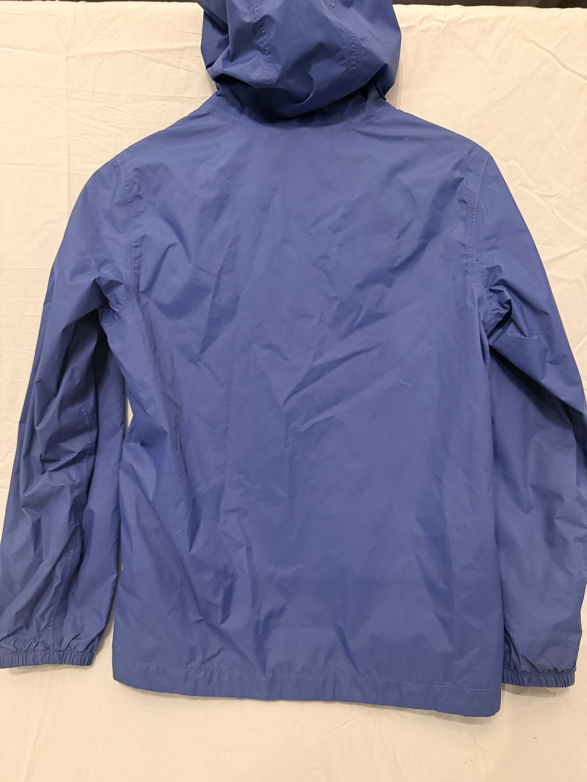 #143 The North Face boys hooded rain jacket blue size large (L)
