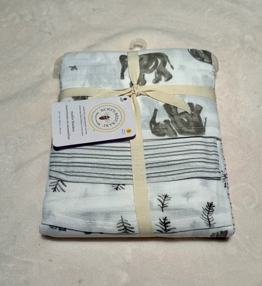 136 nwt burts bees swaddle blankets -great baby gift