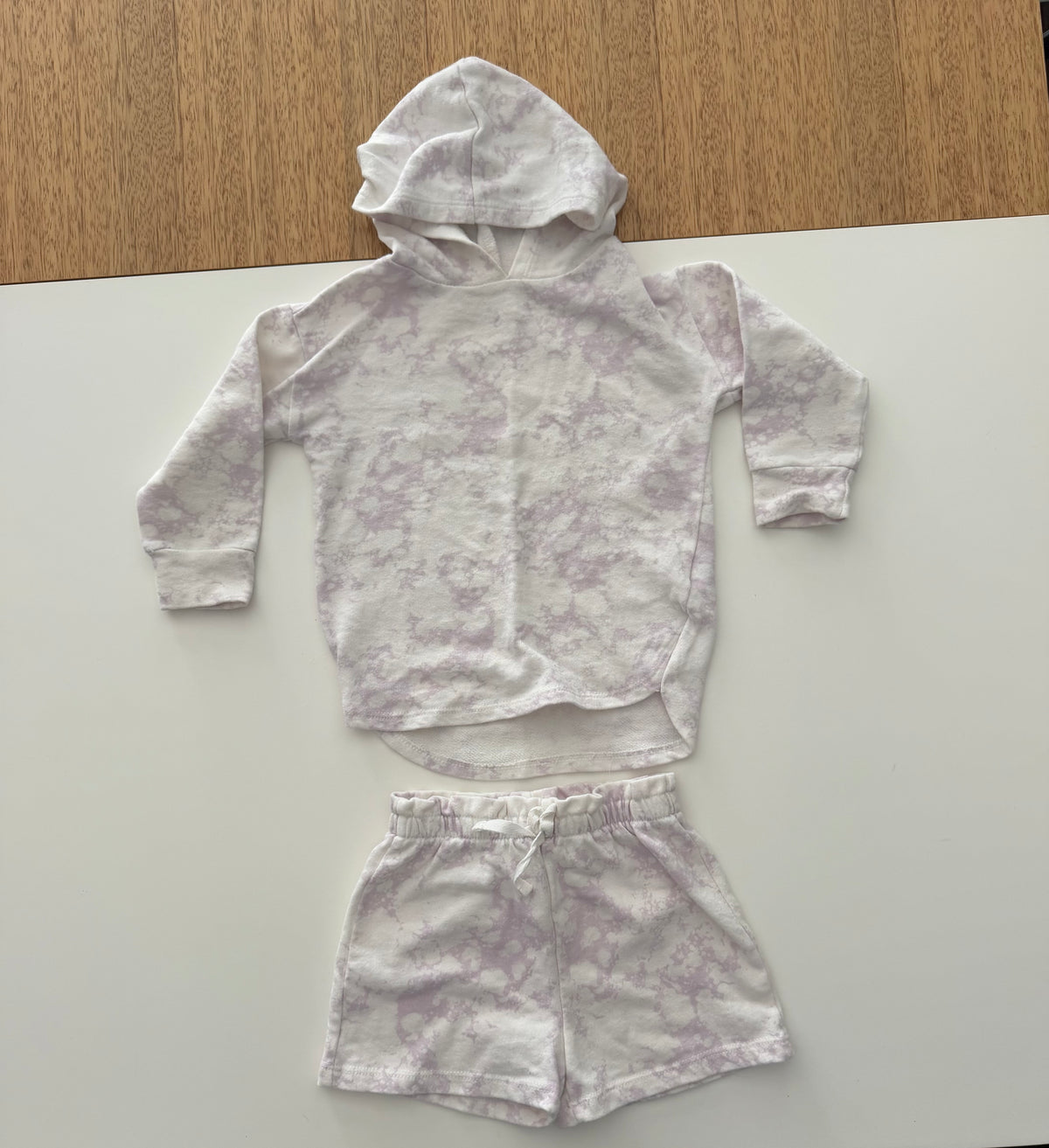 #117, Girls 3T, Grayson purple & white hoodie & shorts set, GUC