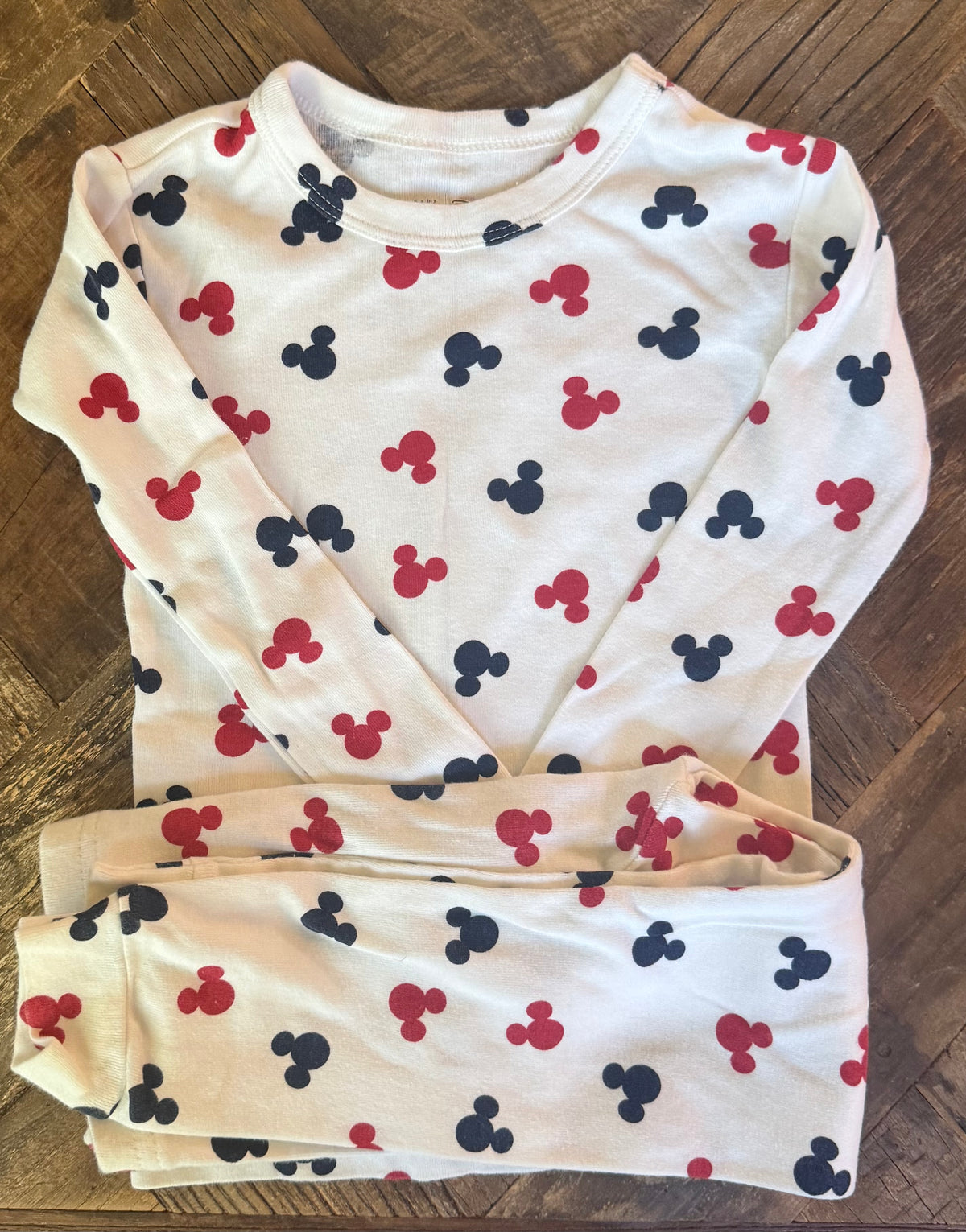 #75 Gap Mickey Pajamas, Size 4