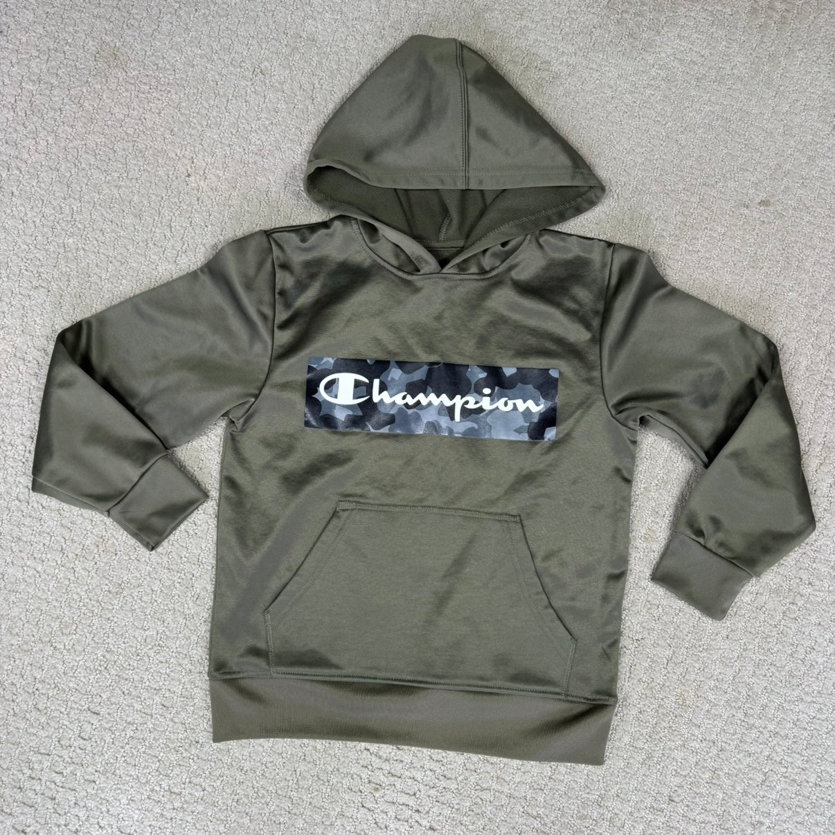 #1 Champion 7-8 camo logo hoodie REDUCED
