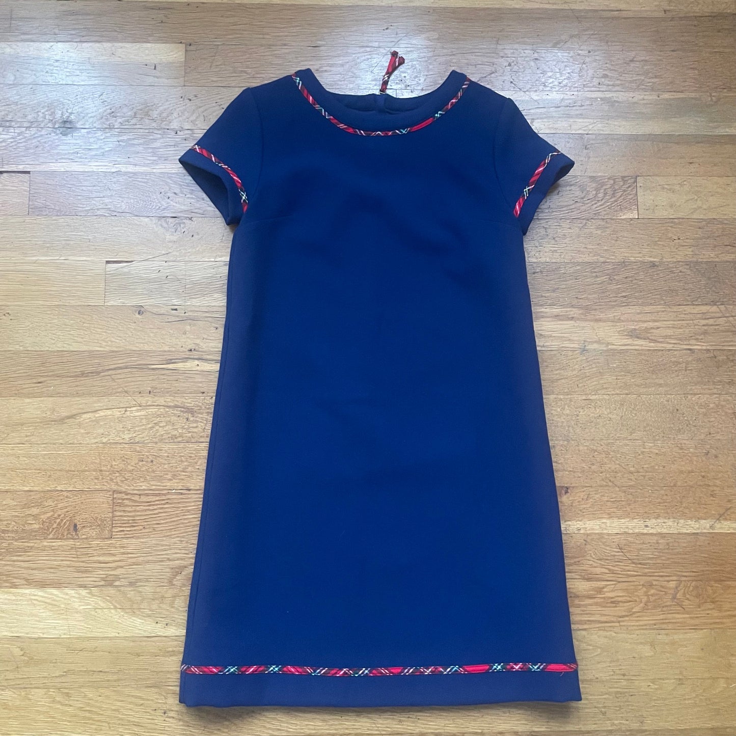 #116 Vineyard Vines Navy dress girls 14 REDUCED