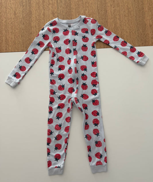 #117, Girls 3T, Tea strawberry zip up pajamas, VGUC