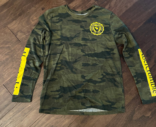 #218  sz13/14 Abercrombie long sleeve