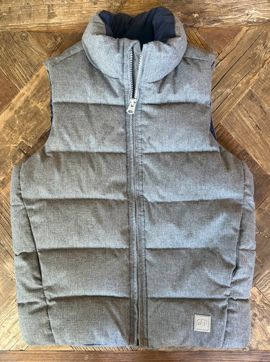 #75 Gap Kids Gray Puffer Vest, Size Small (6-7)