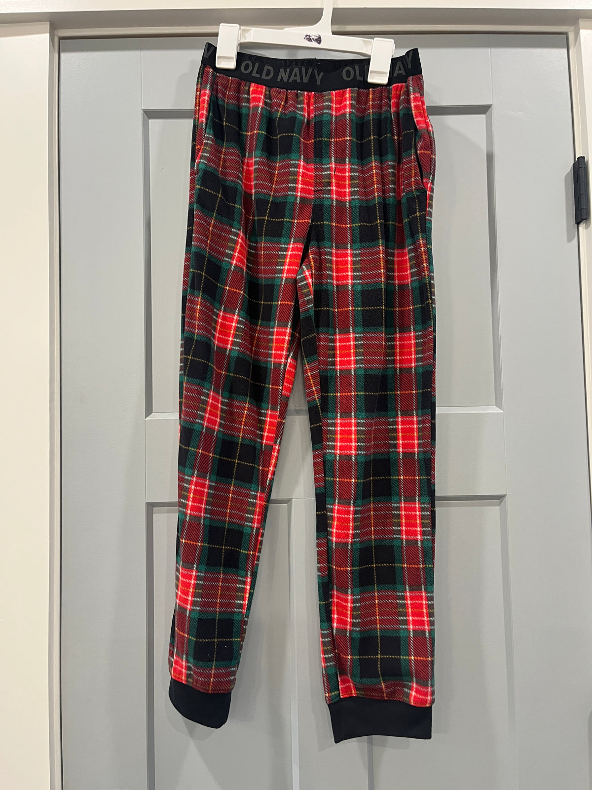 135 Old Navy boys XL (14/16) fleece plaid pj pants, EUC