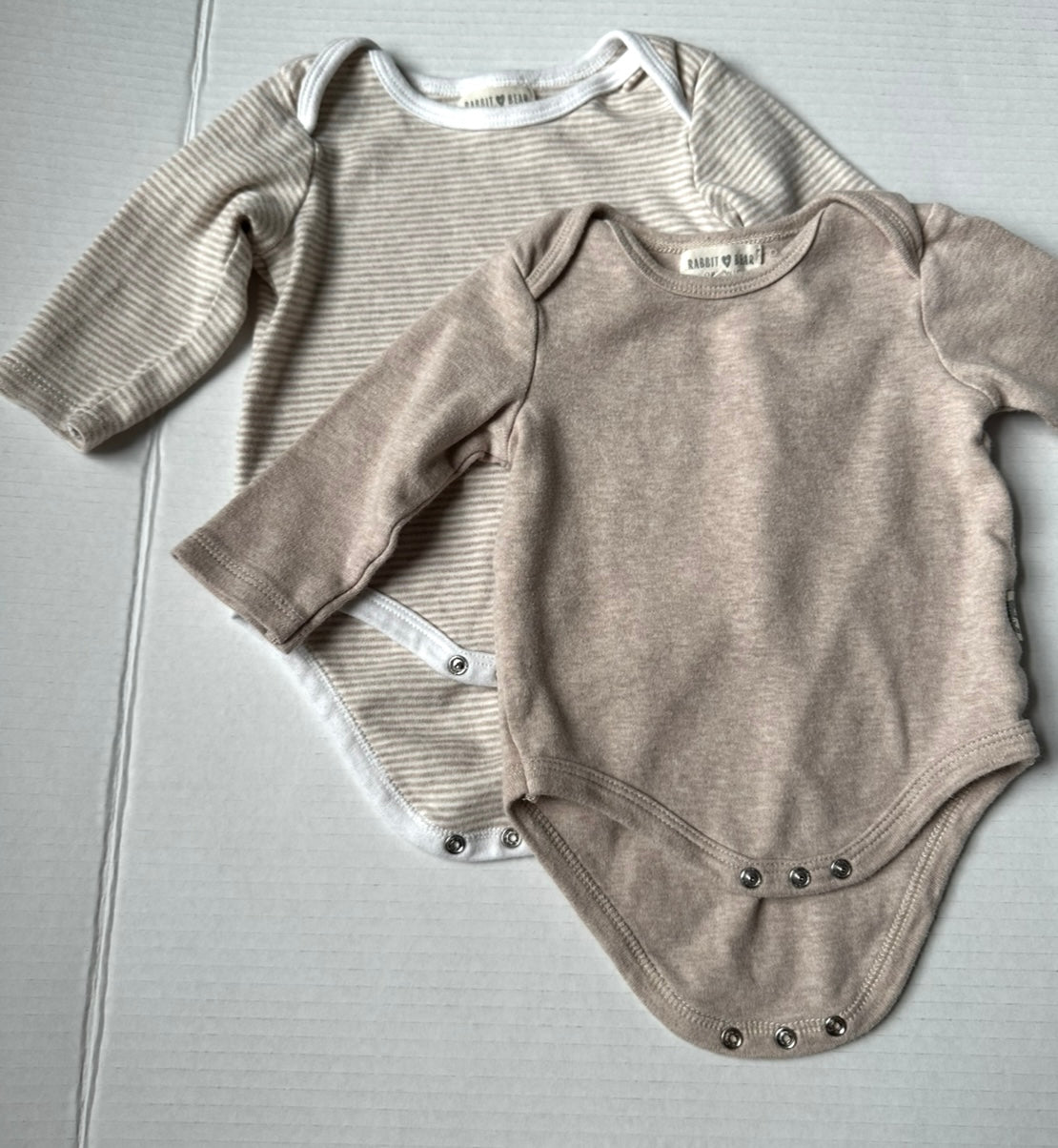 #93 Rabbit + Bear Neutral Bodysuit Set (2) Gender Neutral 6-9M