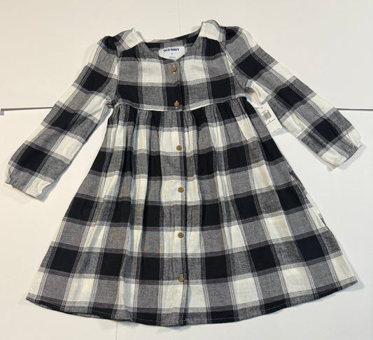 #180 Girls 5 Old Navy NWT Black and White Plaid Dress (2 available)