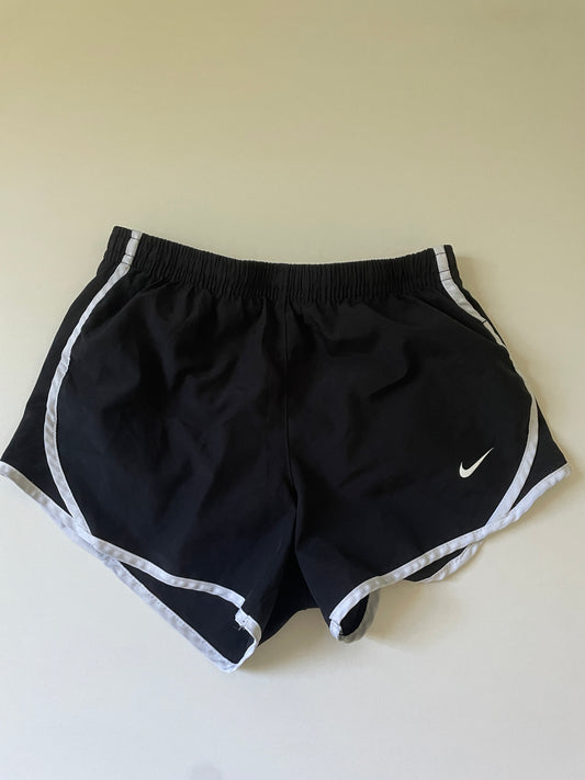 EUC Girls Nike Dri-fit shorts size Small PPU Anderson