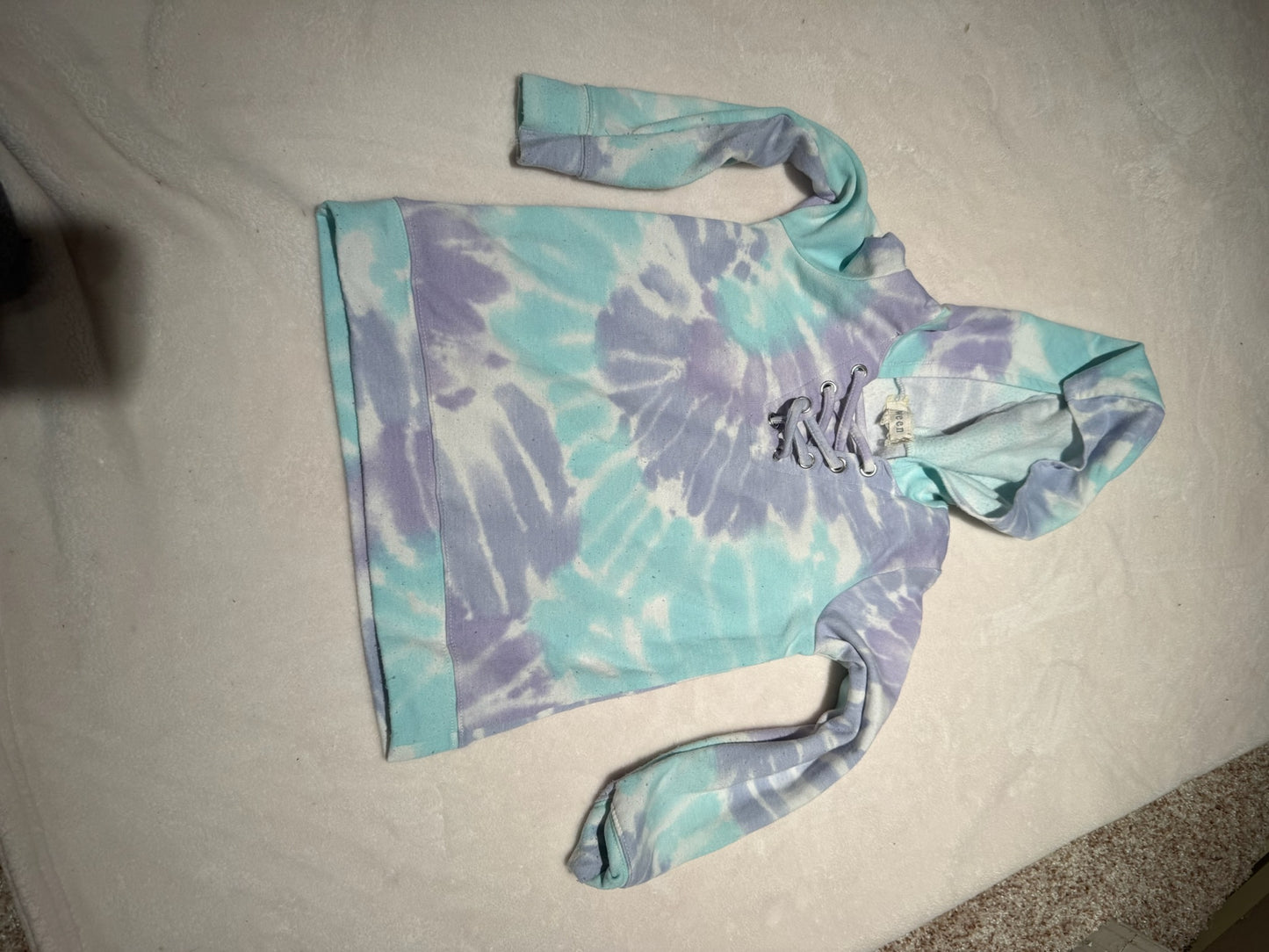 136 EUC girl tye dye sweatshirt 7/8