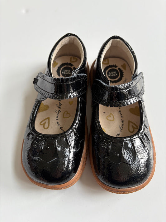 Seller #105 - Size 9c Girls Livie and Luca Black Patent Leather Mary Janes EUC