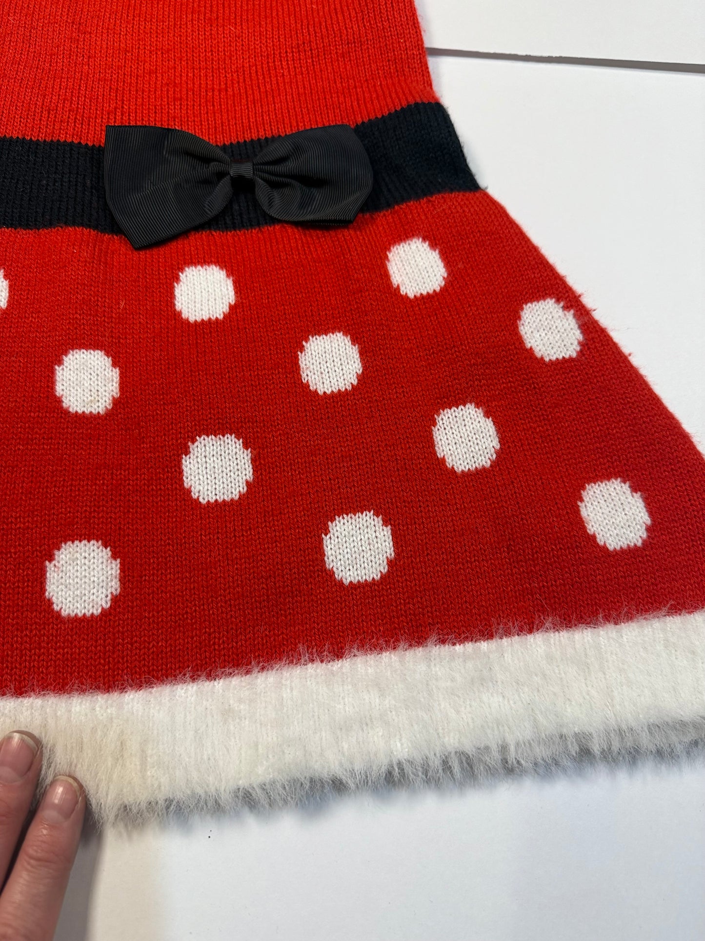 #180 Girls 4/5 Disney Minnie Mouse Sweater Dress