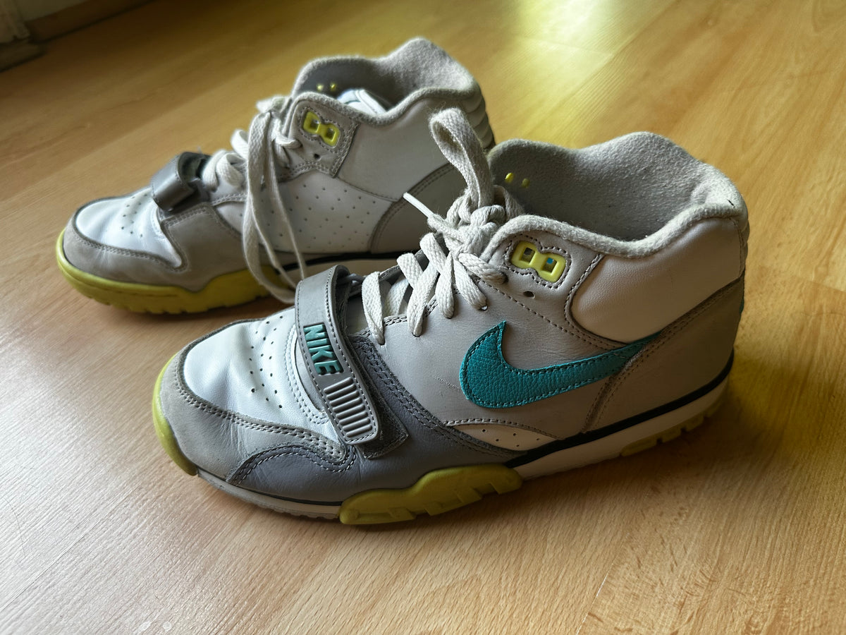 #171 Boy’s Nike Air Size 7