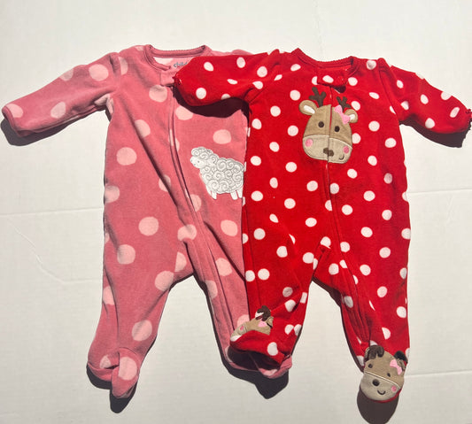 #98 Girls 3mo Fleece sleepers