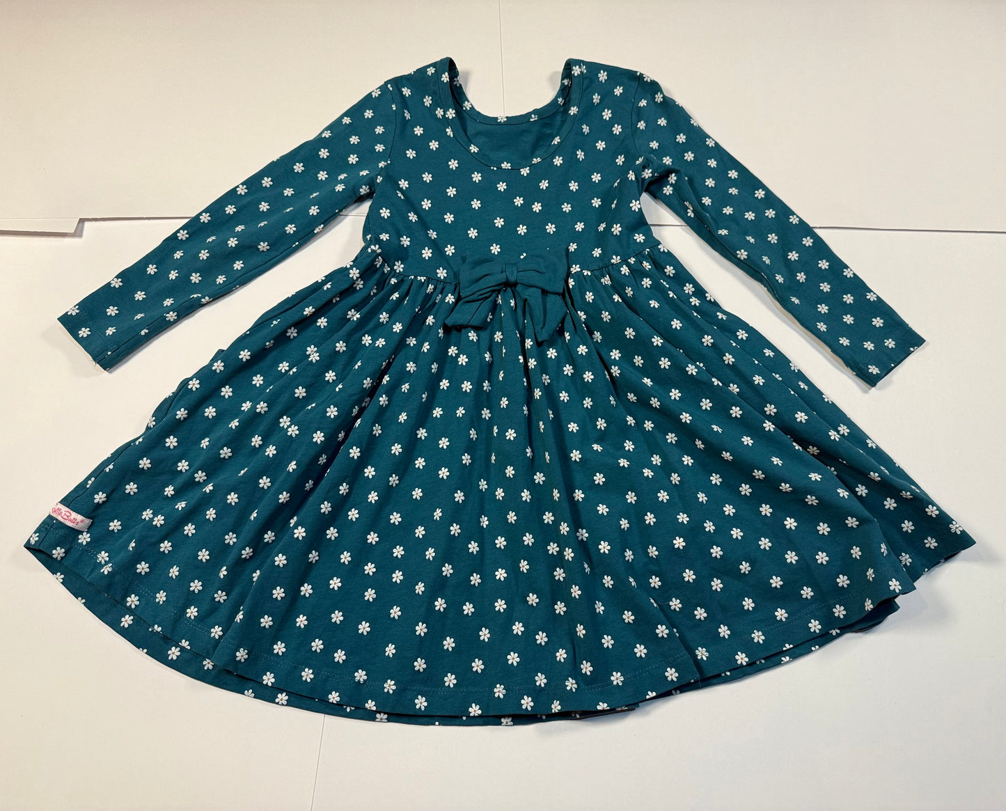 #180 Girls 5 Ruffle Butts NWOT Teal Dress with Daisies and Bow on Back