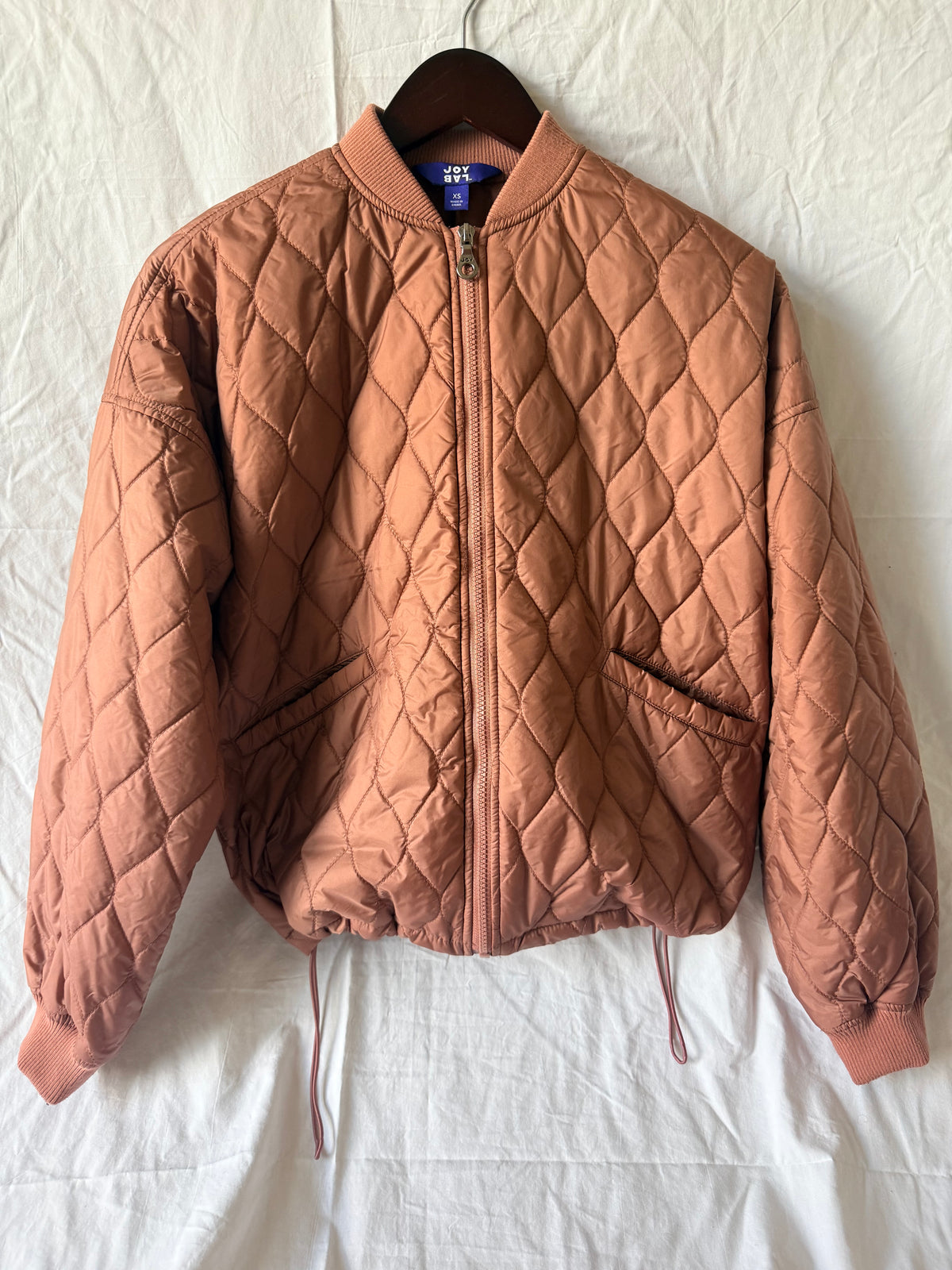#143 Joy Lab quilted bomber style jacket women’s size XS