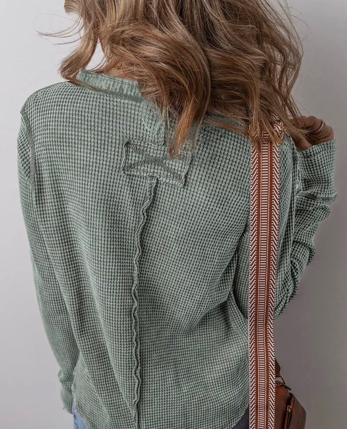 #28 REDUCED NWT Women’s Green Henley - Size M (2 of 2)