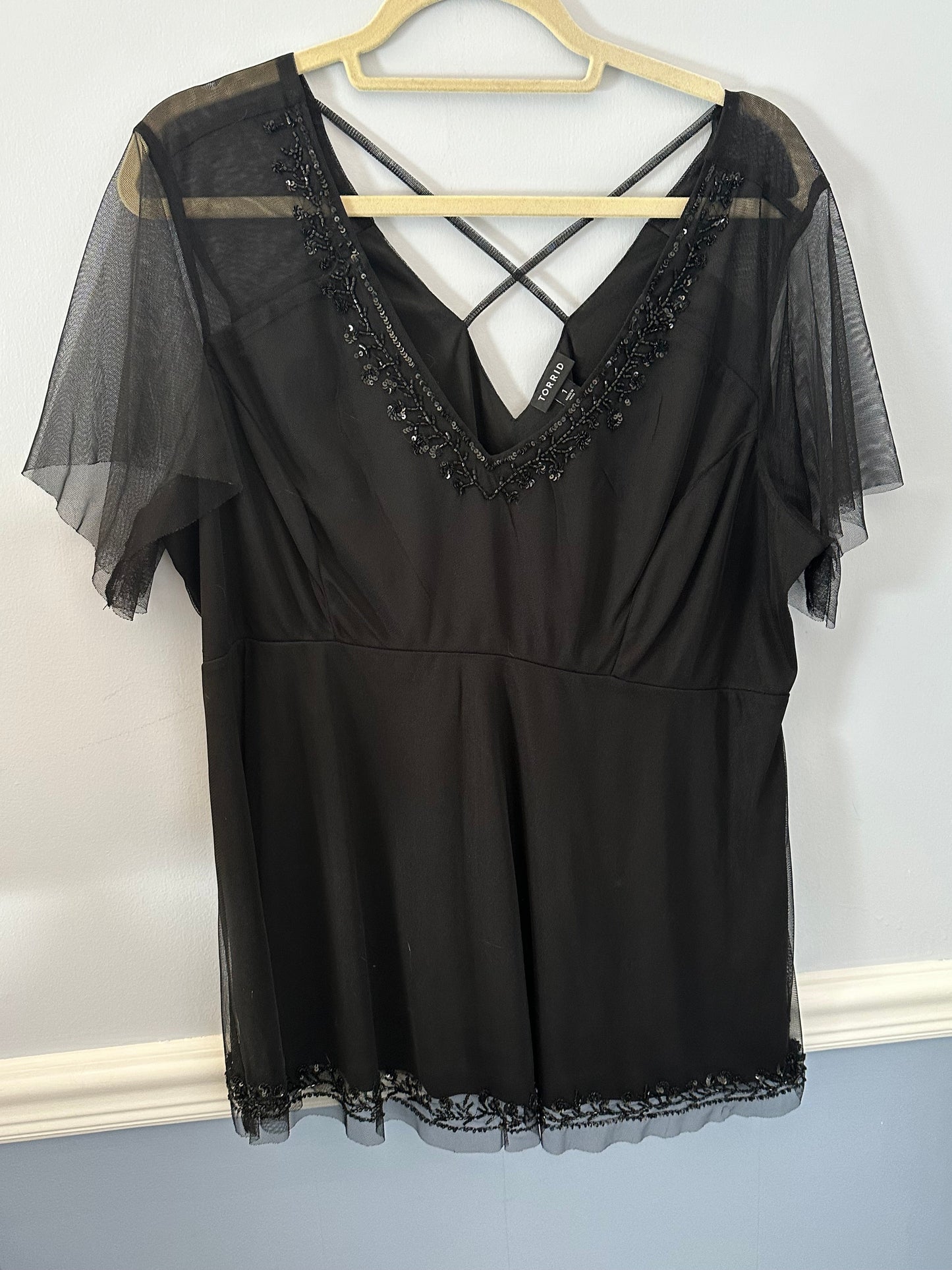#162 Torrid Black Shirt sz 1