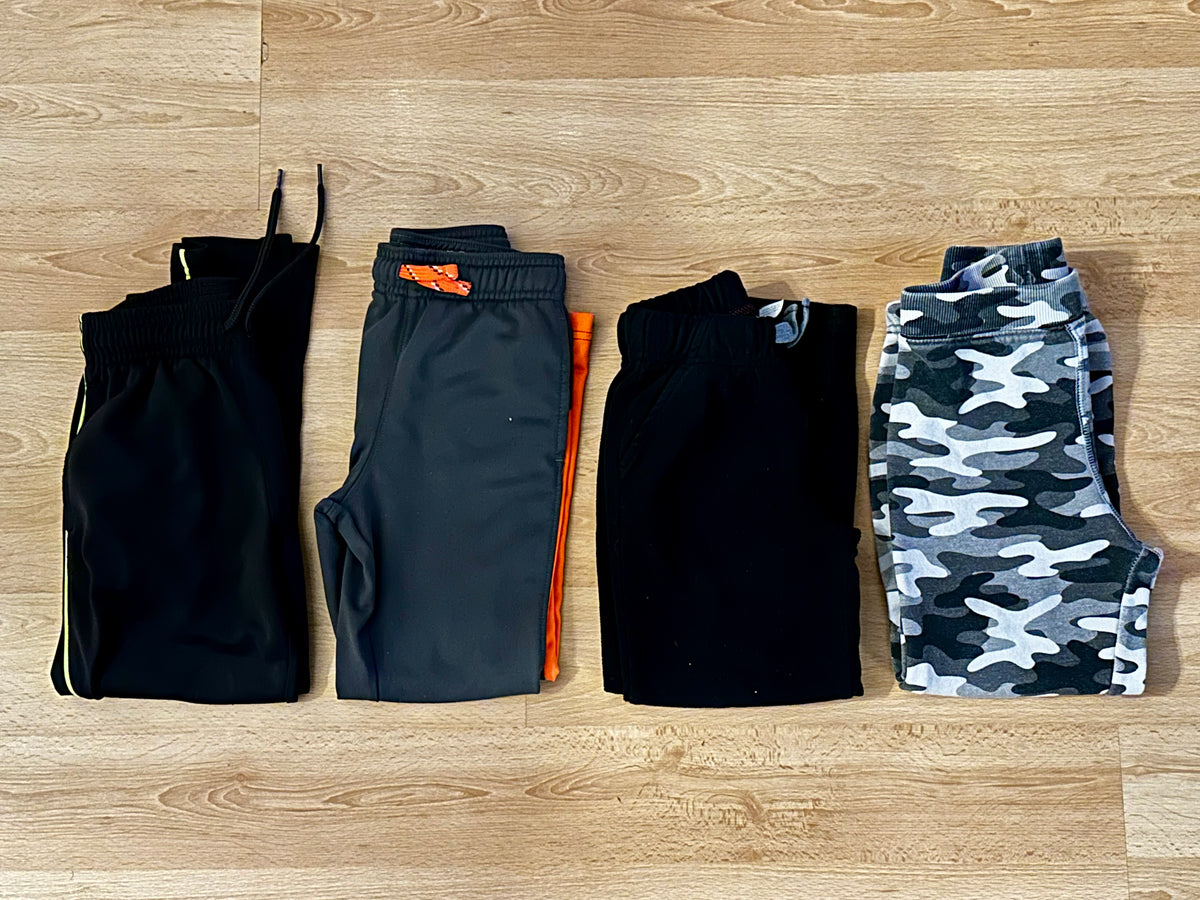 #171 Boy's 5T Sweatpants Bundle (4 Pairs)