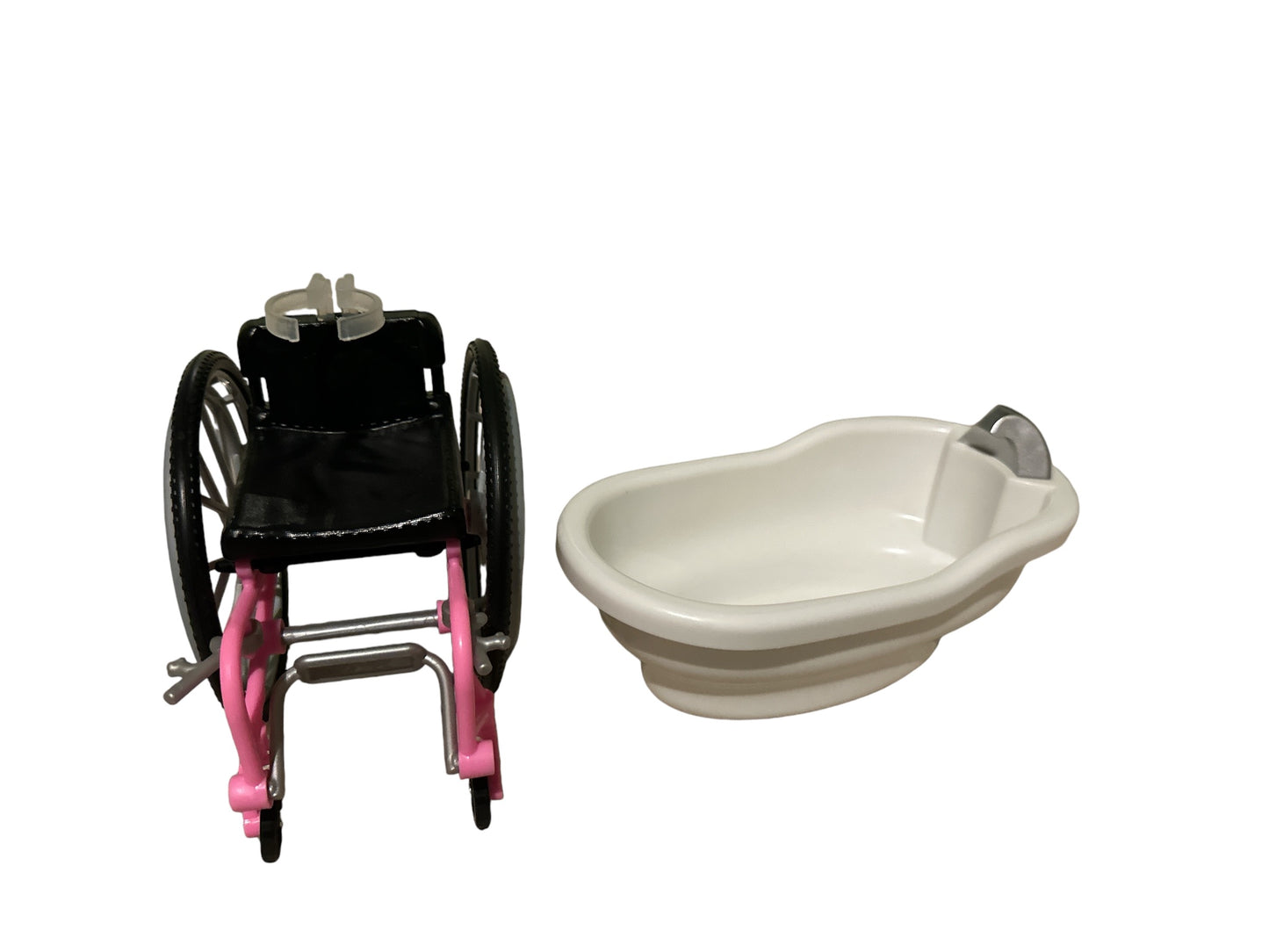 #80A Barbie wheelchair and bathtub - REDUCED