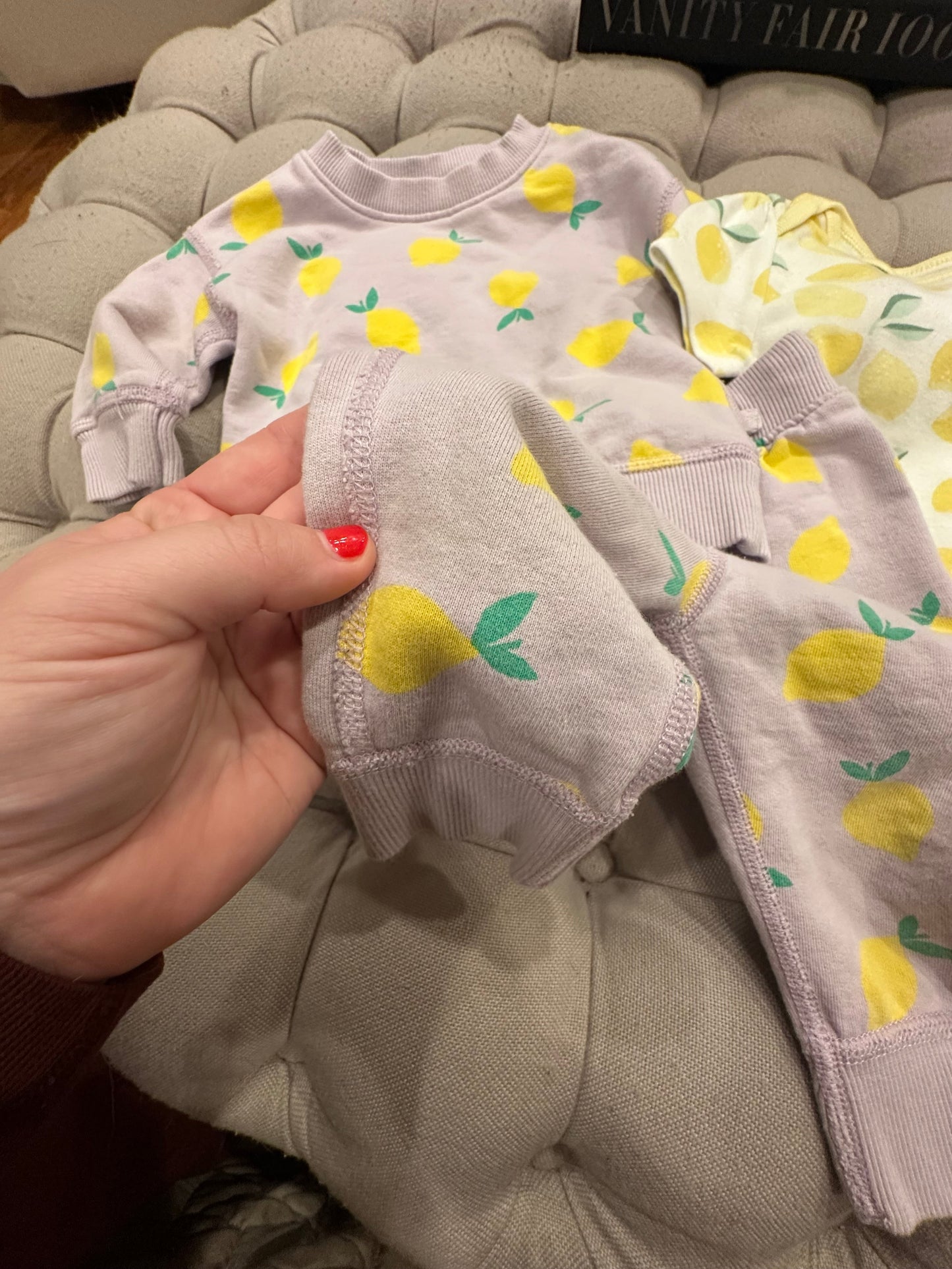 #85 REDUCED Hanna Andersson Lemon Sweatsuit set, Infant girls 6-12m