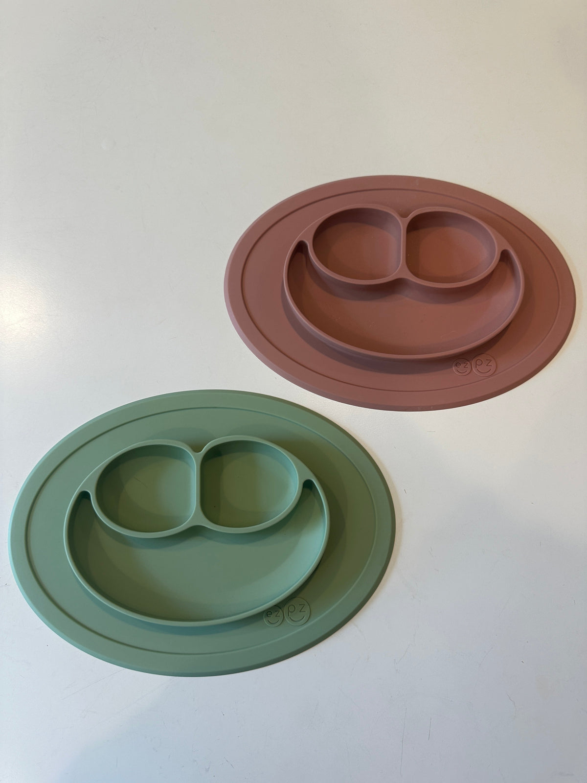 Seller #40 EZ PZ silicone mats toddler eating pink & green