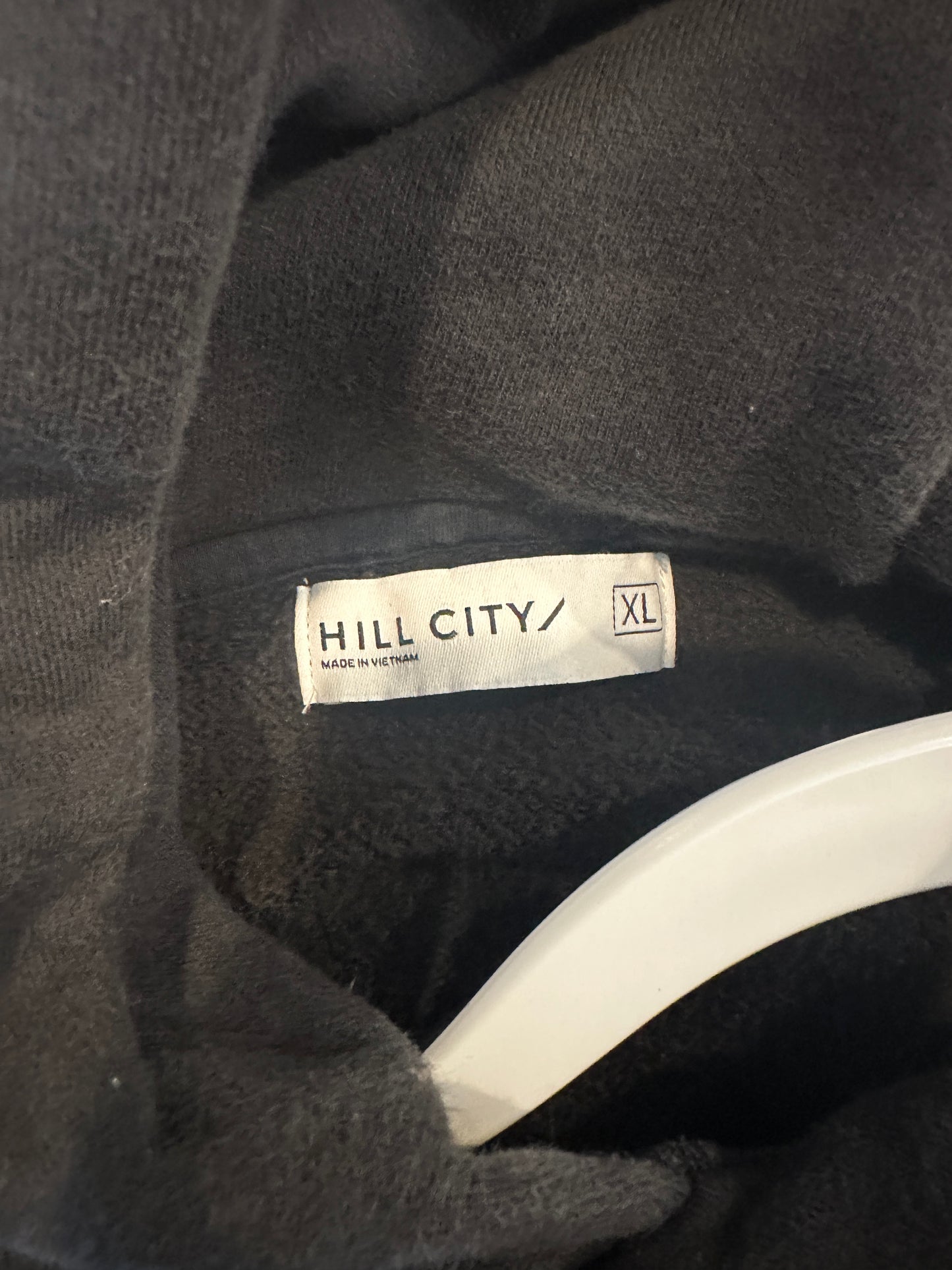 #33 Men's Hill City black hoodie size XL