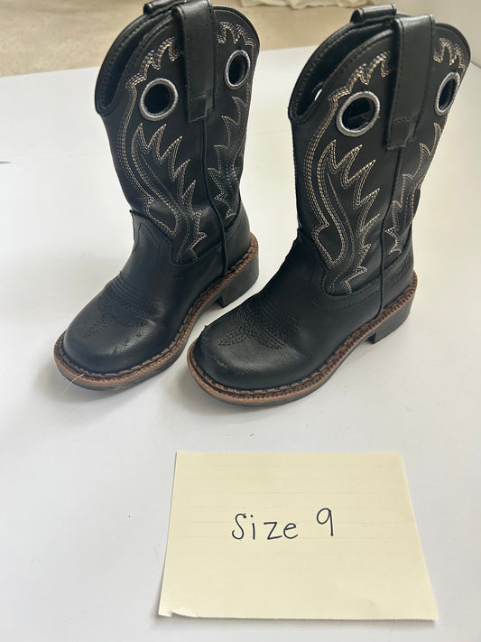 #70  REDUCED  NWOT Cowboy Boots Size 9